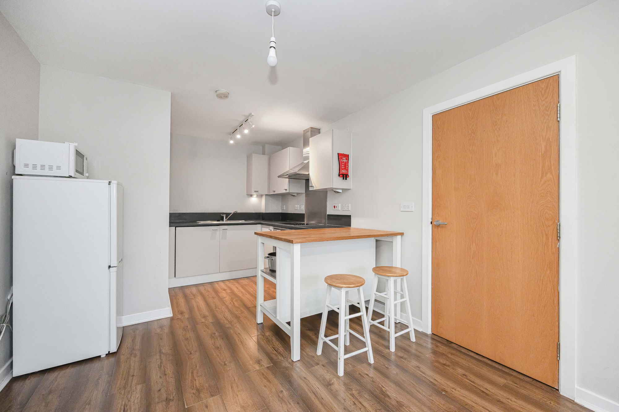 1 bed apartment for sale in Cunningham Court, Oliver Road, Leyton, E10  - Property Image 5
