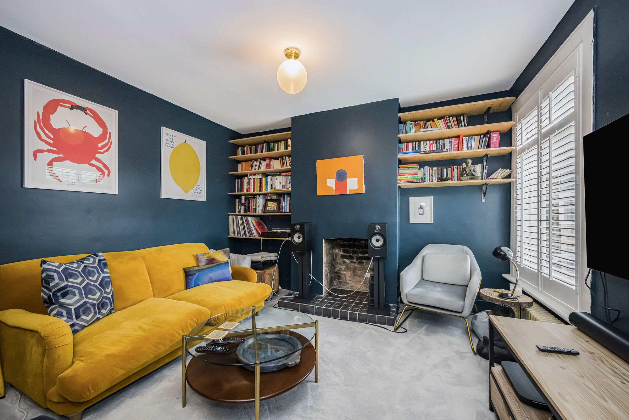 2 bed flat for sale in Francis Road, Leyton, E10 5