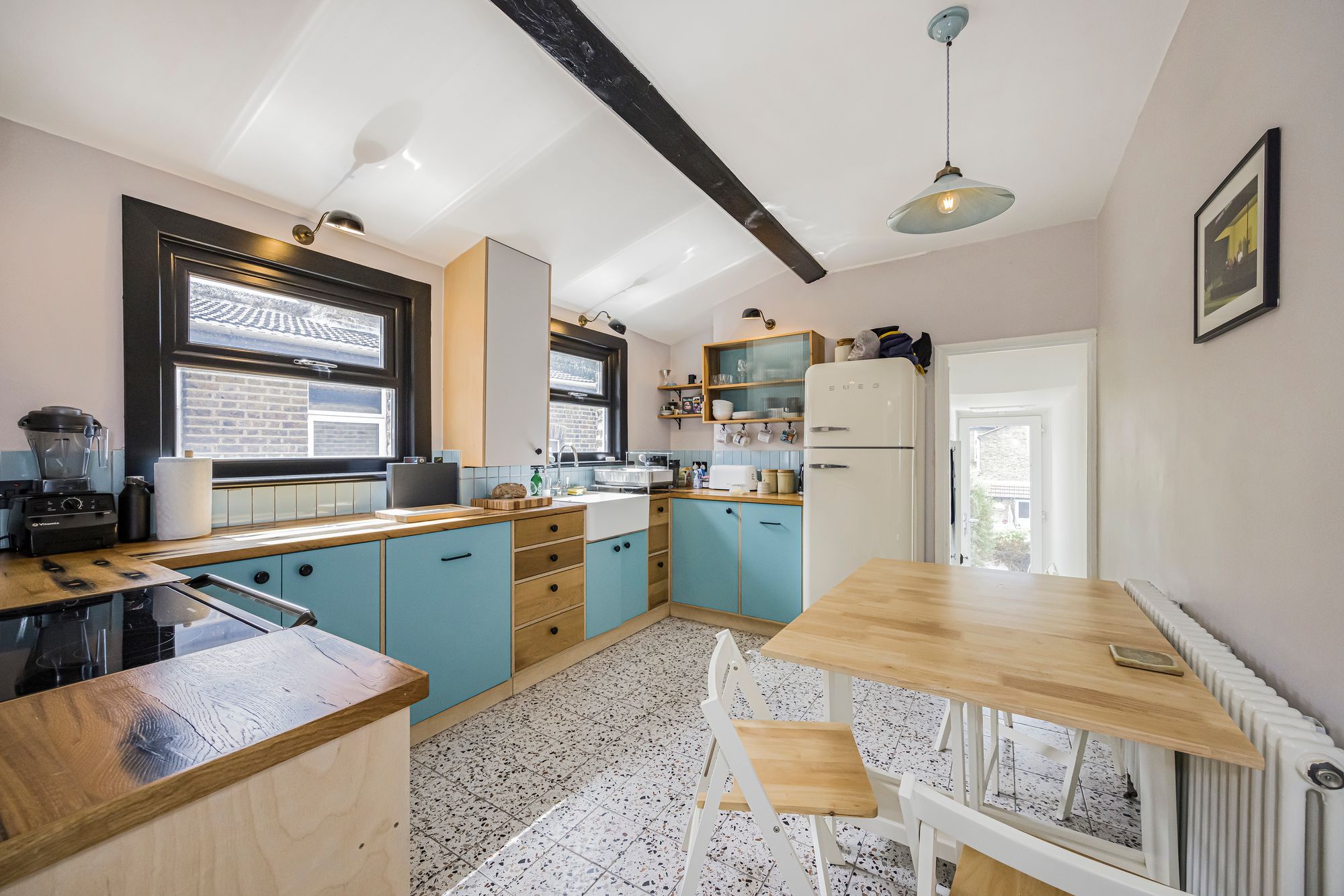 2 bed flat for sale in Francis Road, Leyton, E10 4