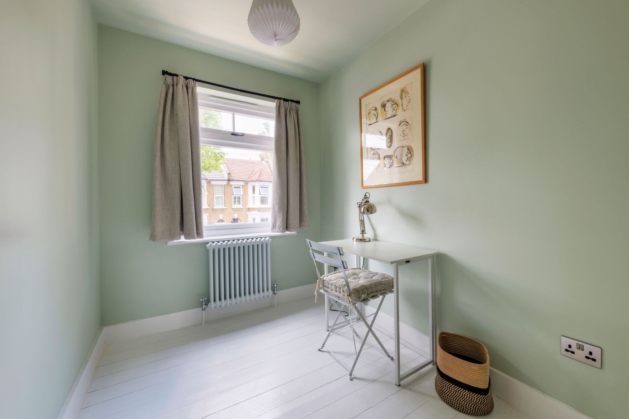 4 bed mid-terraced house for sale in Cambrian Road, Leyton, E10  - Property Image 25