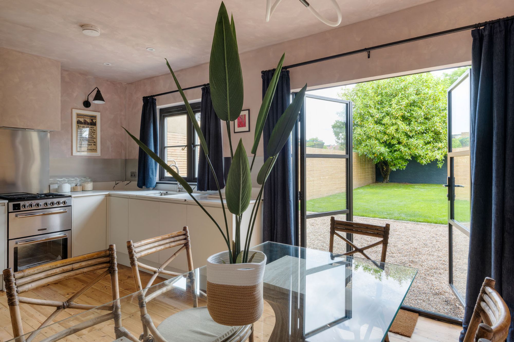 4 bed mid-terraced house for sale in Cambrian Road, Leyton, E10  - Property Image 15