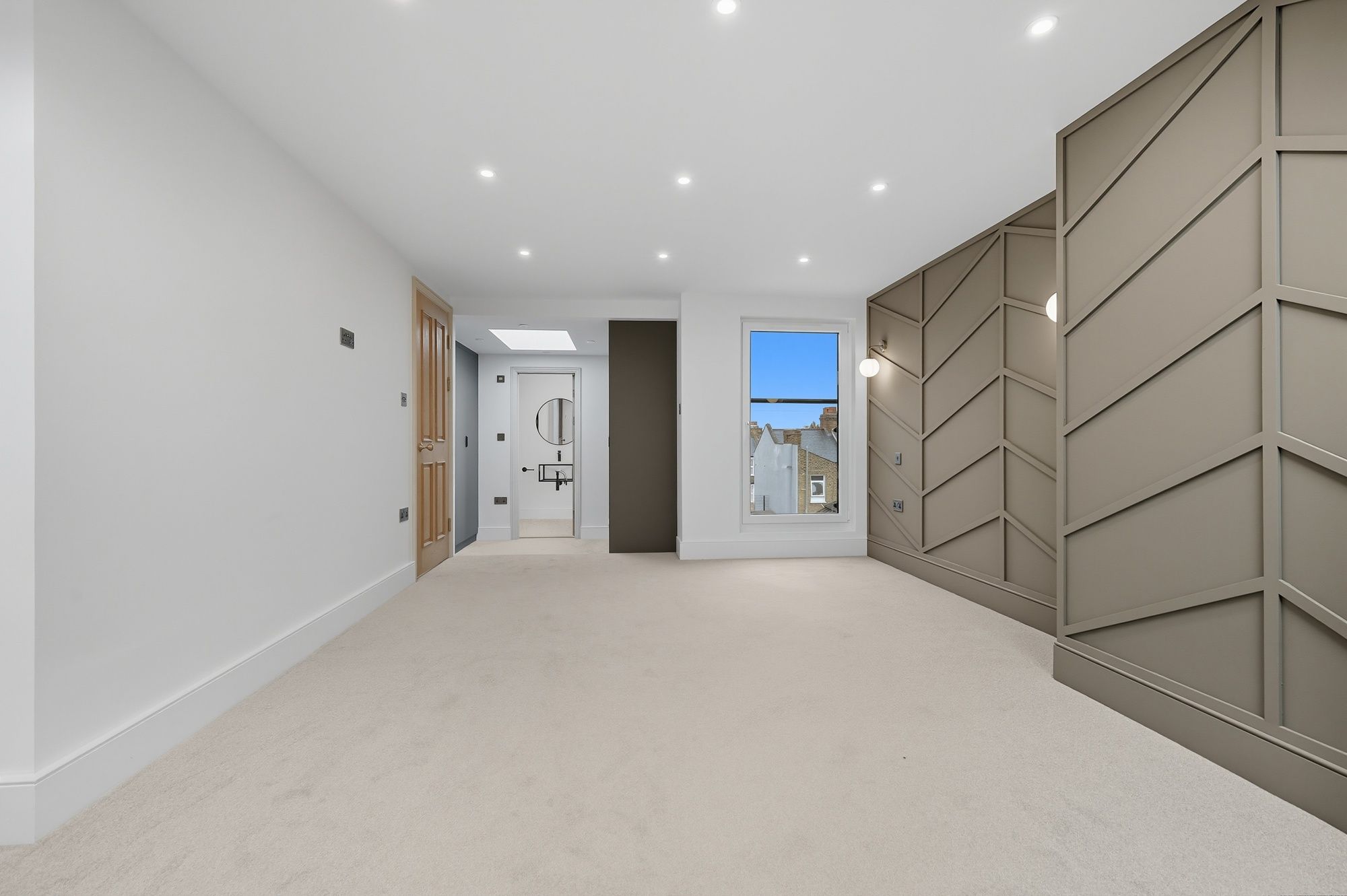 4 bed terraced house for sale in Scotts Road, Leyton, E10 22