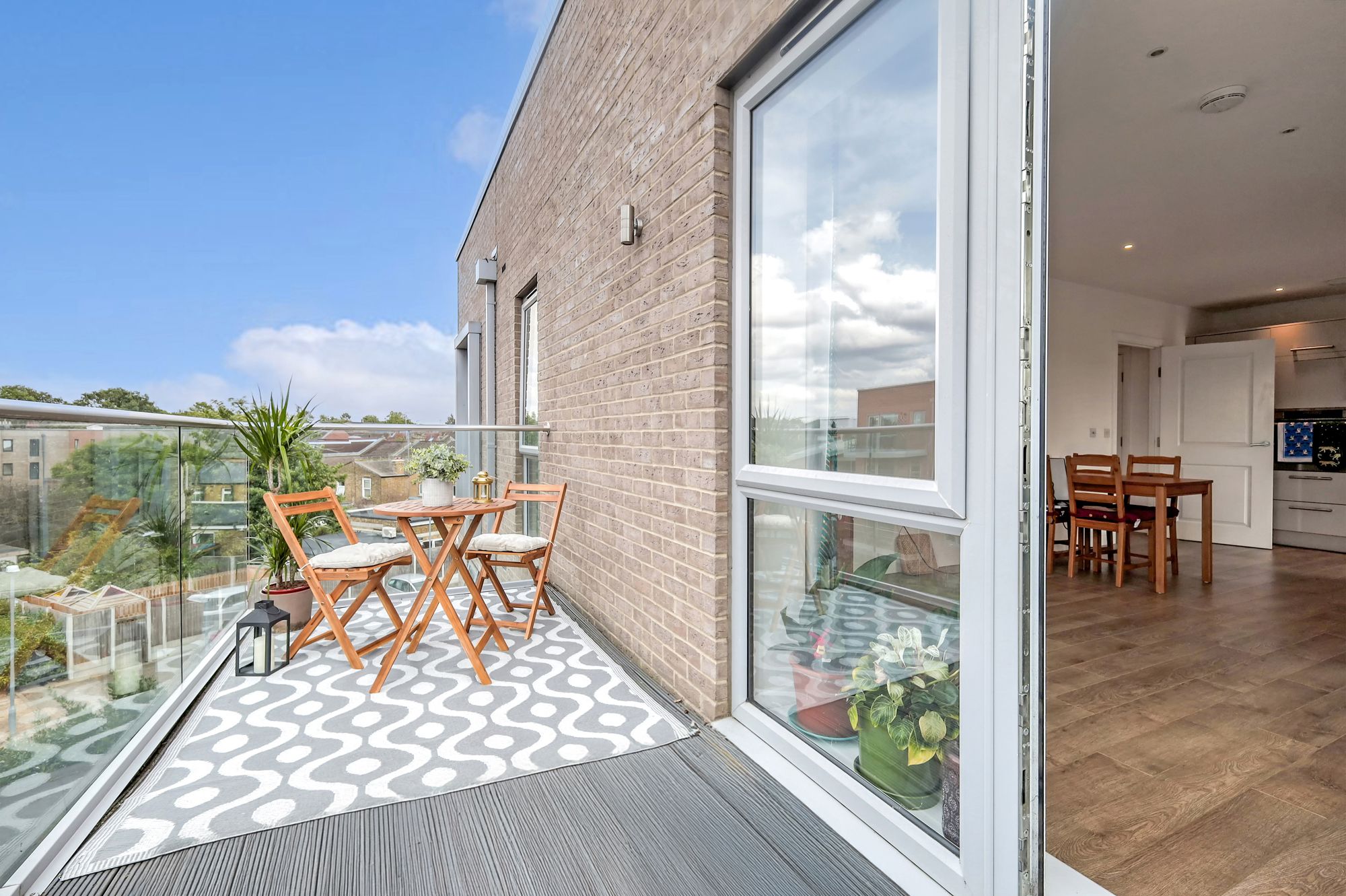 2 bed flat for sale in High Road Leyton, London, E10  - Property Image 7