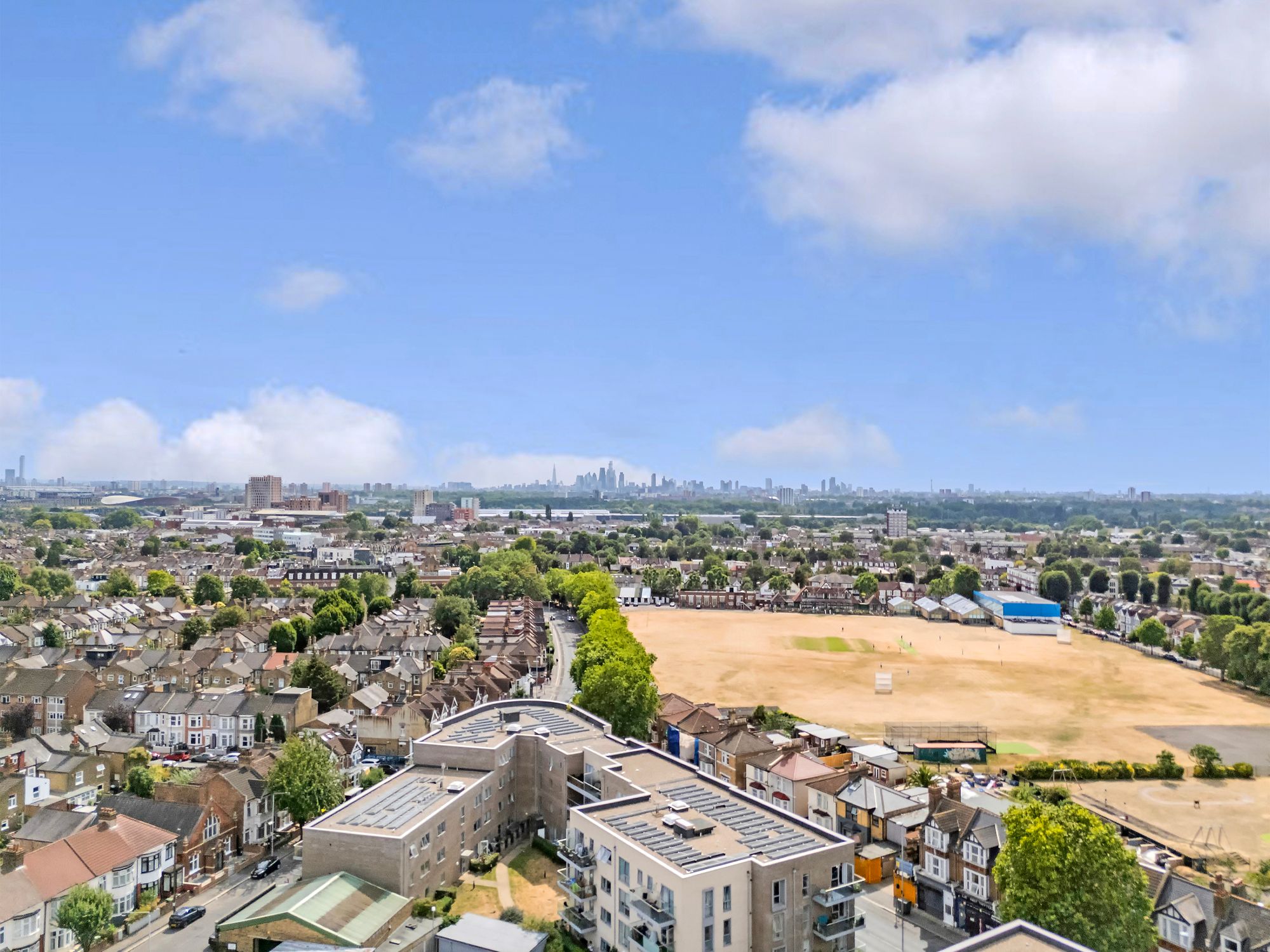 2 bed flat for sale in High Road Leyton, London, E10  - Property Image 15