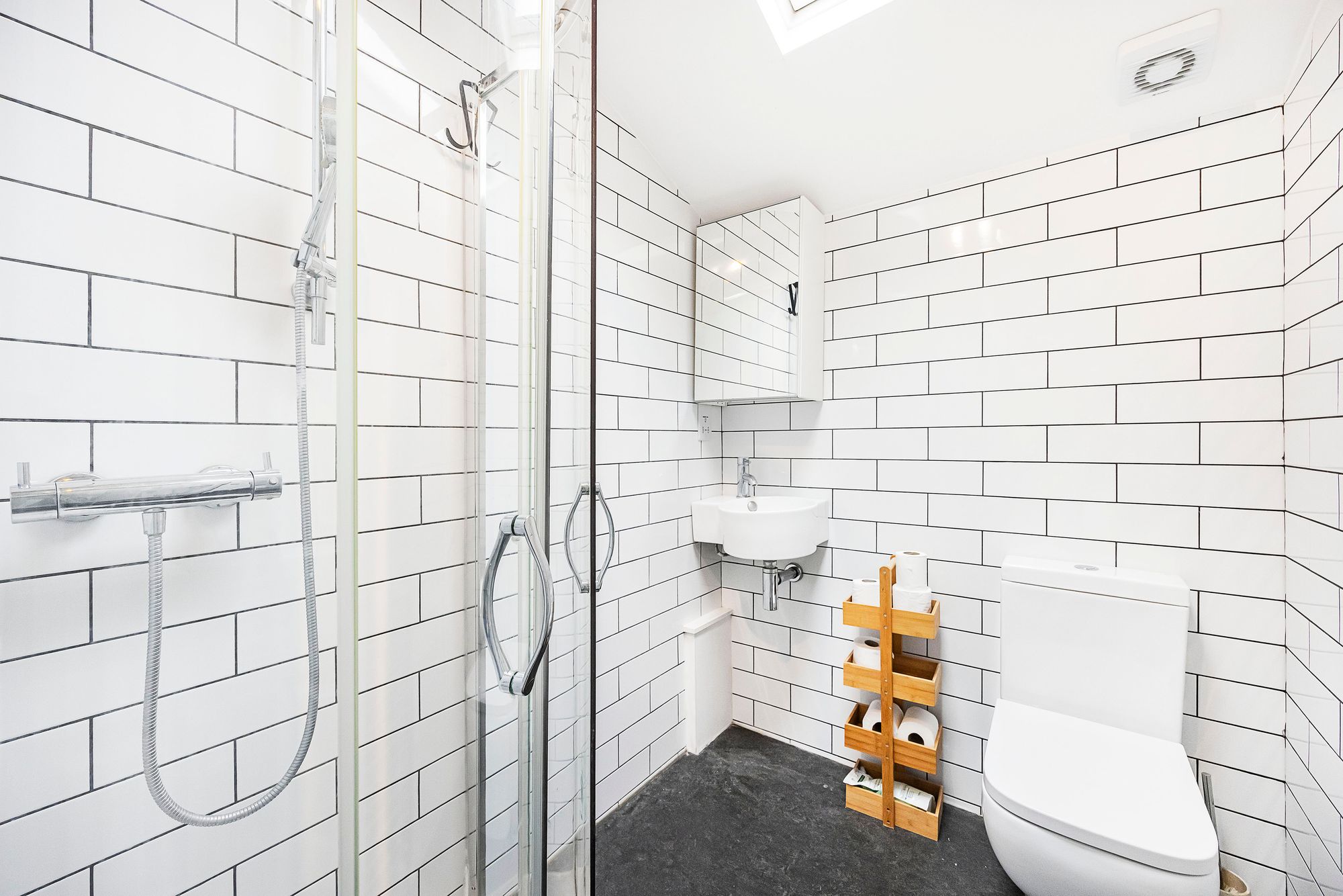 2 bed flat for sale in Oakdale Road, London  - Property Image 10