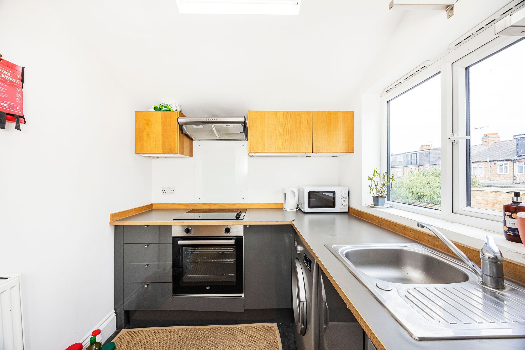 2 bed flat for sale in Oakdale Road, London  - Property Image 7