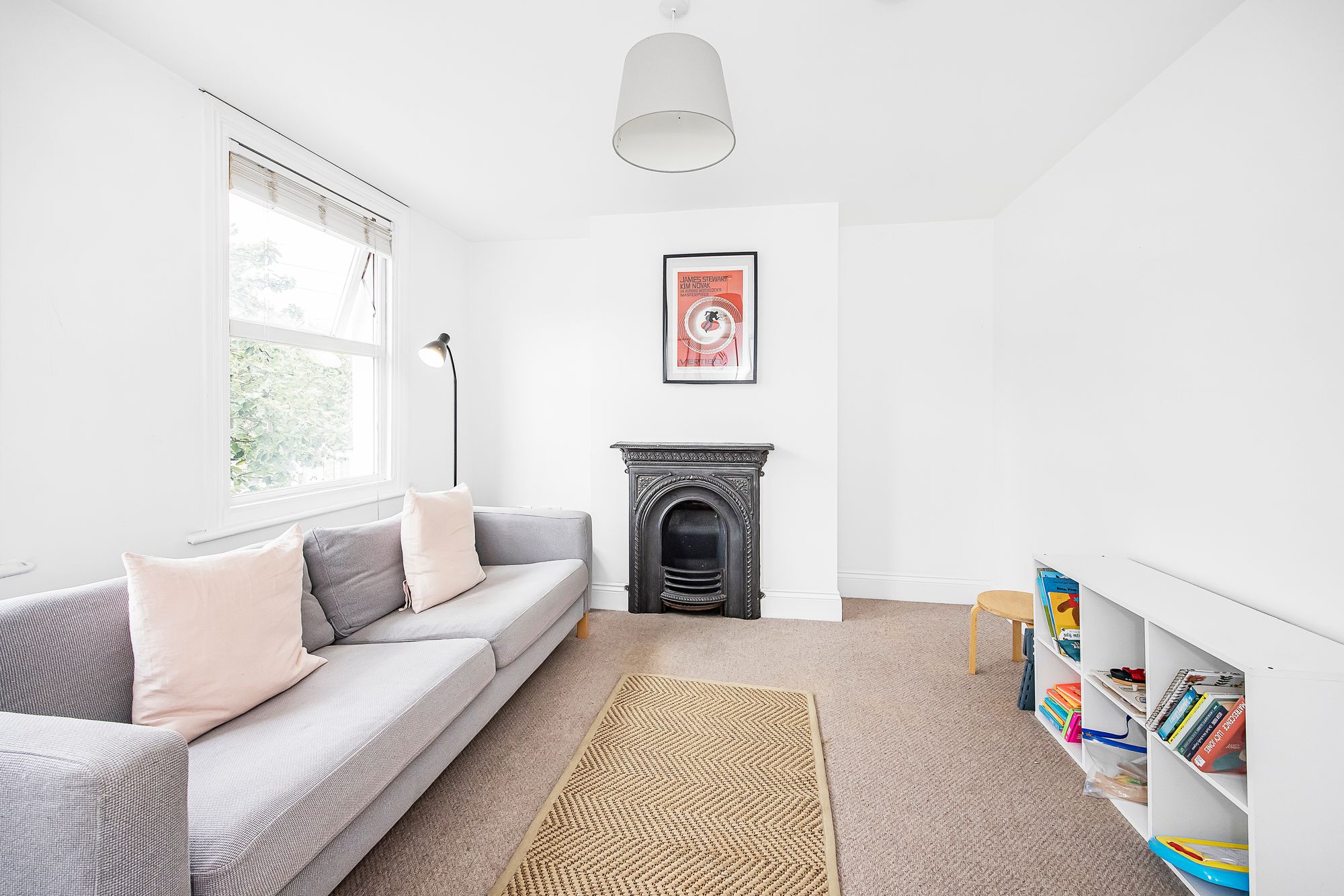 2 bed flat for sale in Oakdale Road, London  - Property Image 6