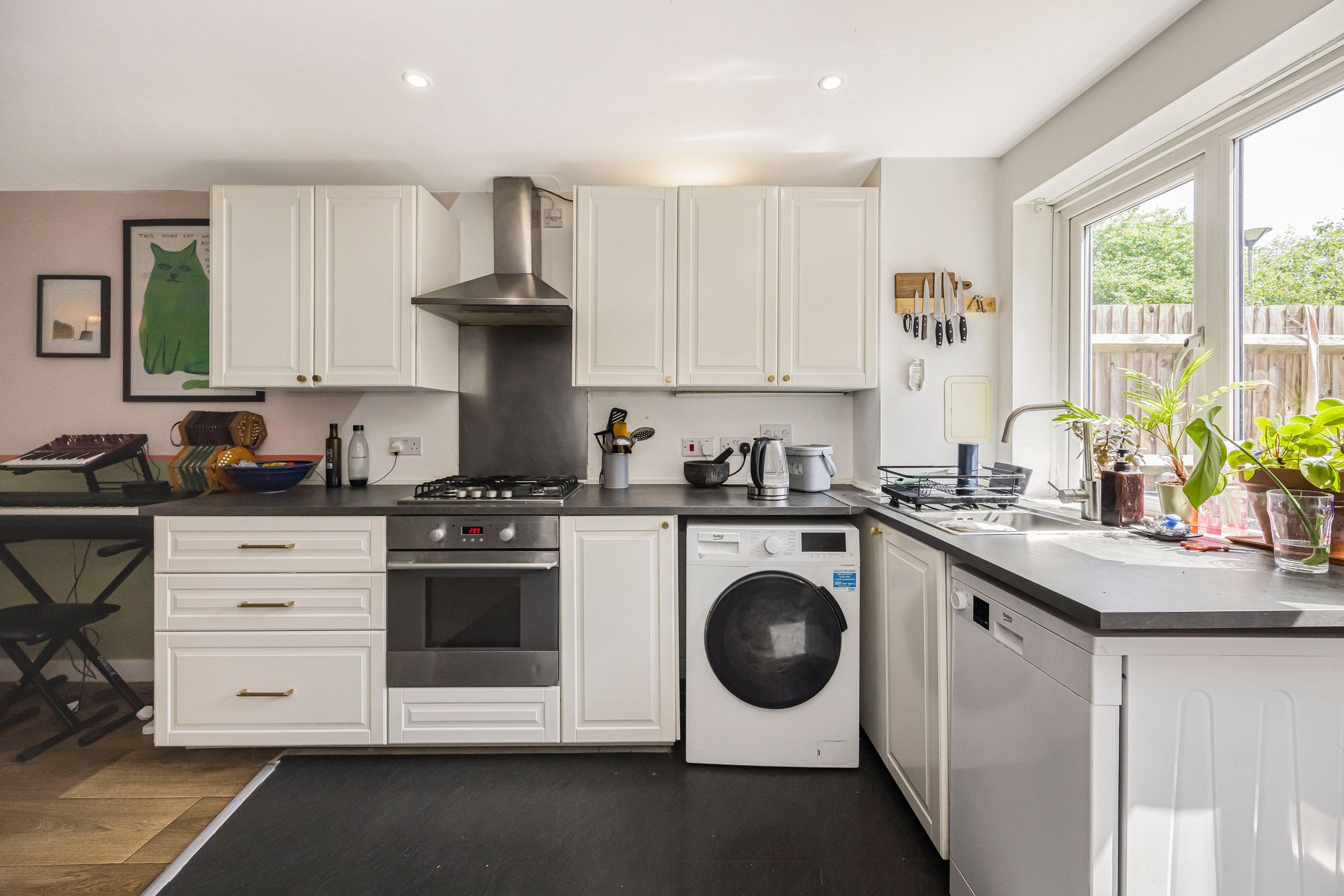 1 bed flat for sale in Campion Road, Rose Court, E10 6