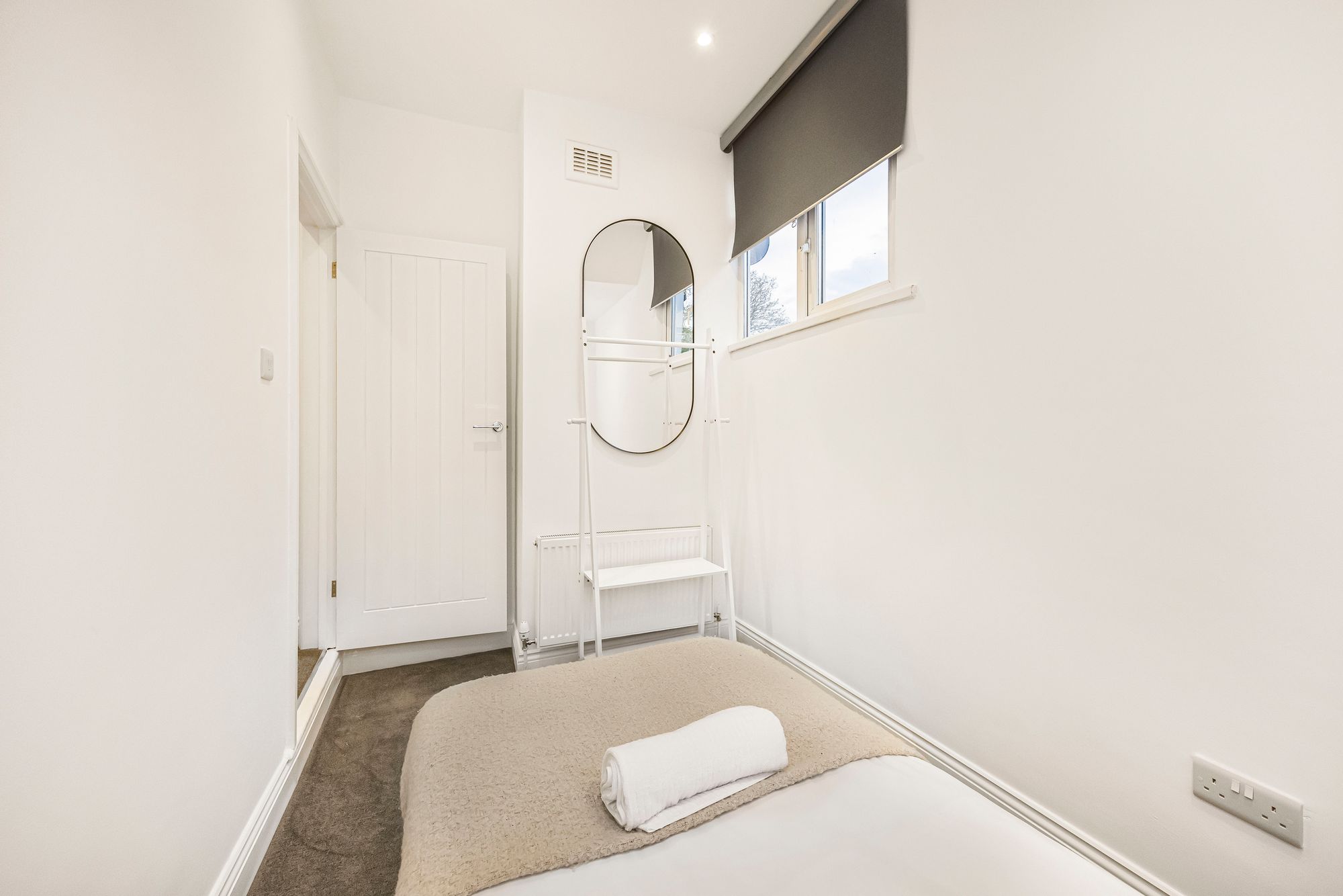 3 bed flat for sale in Leigham Vale, London, SW16 9