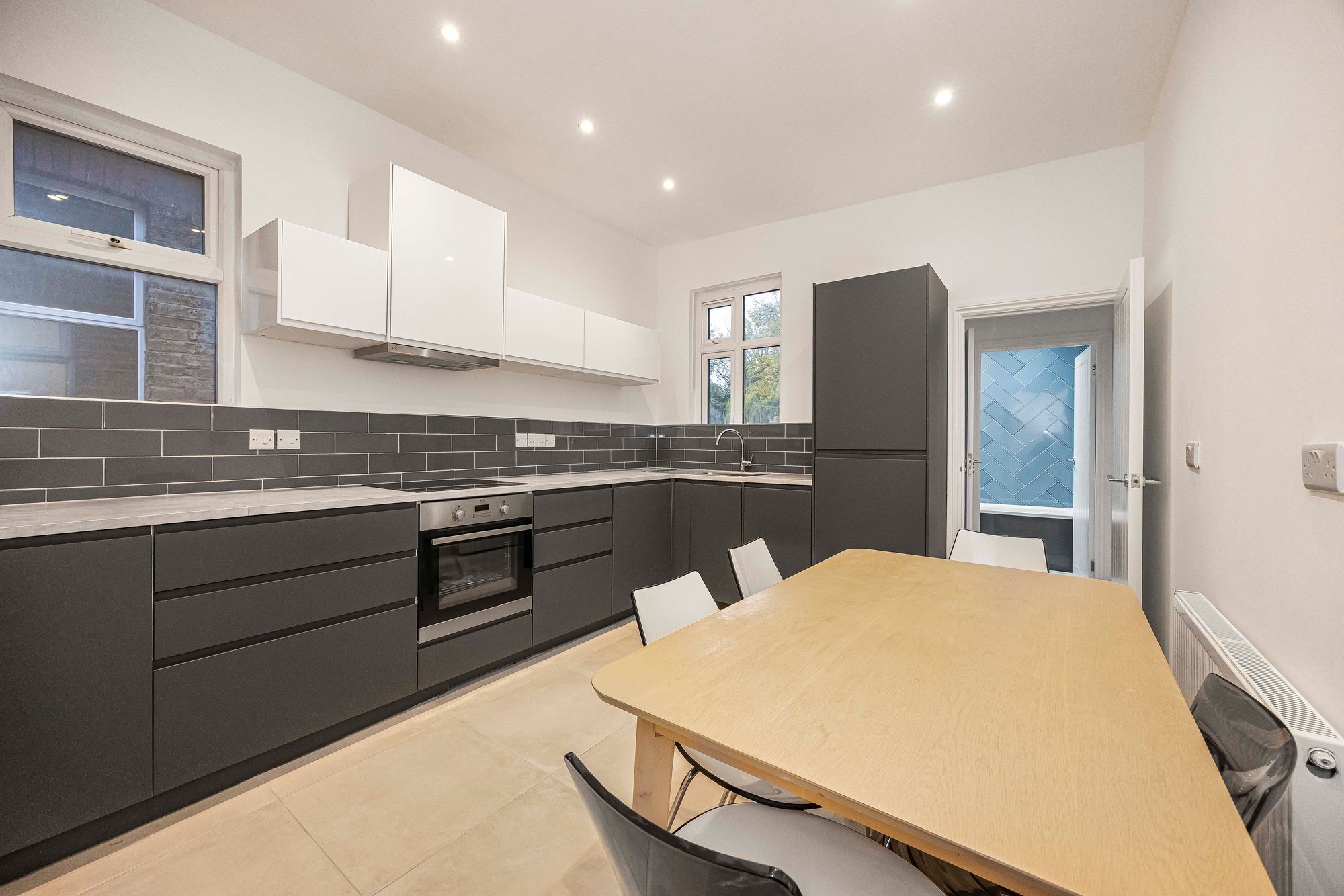 3 bed flat for sale in Leigham Vale, London, SW16 6