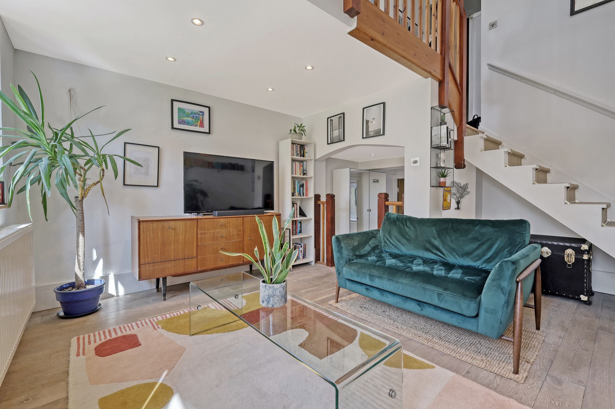 2 bed flat for sale in Grange Park Road, Leyton, E10 9