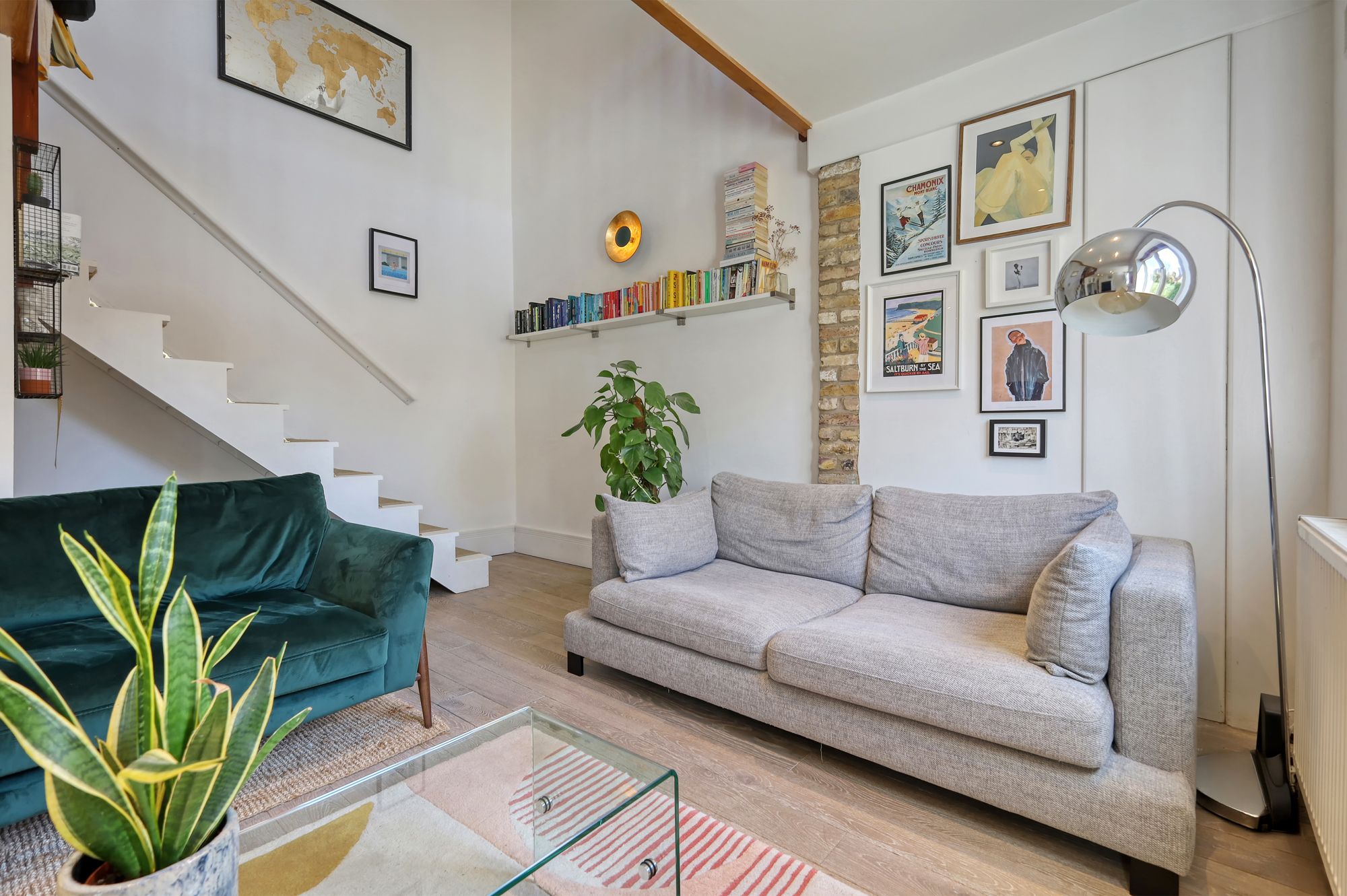 2 bed flat for sale in Grange Park Road, Leyton, E10 10