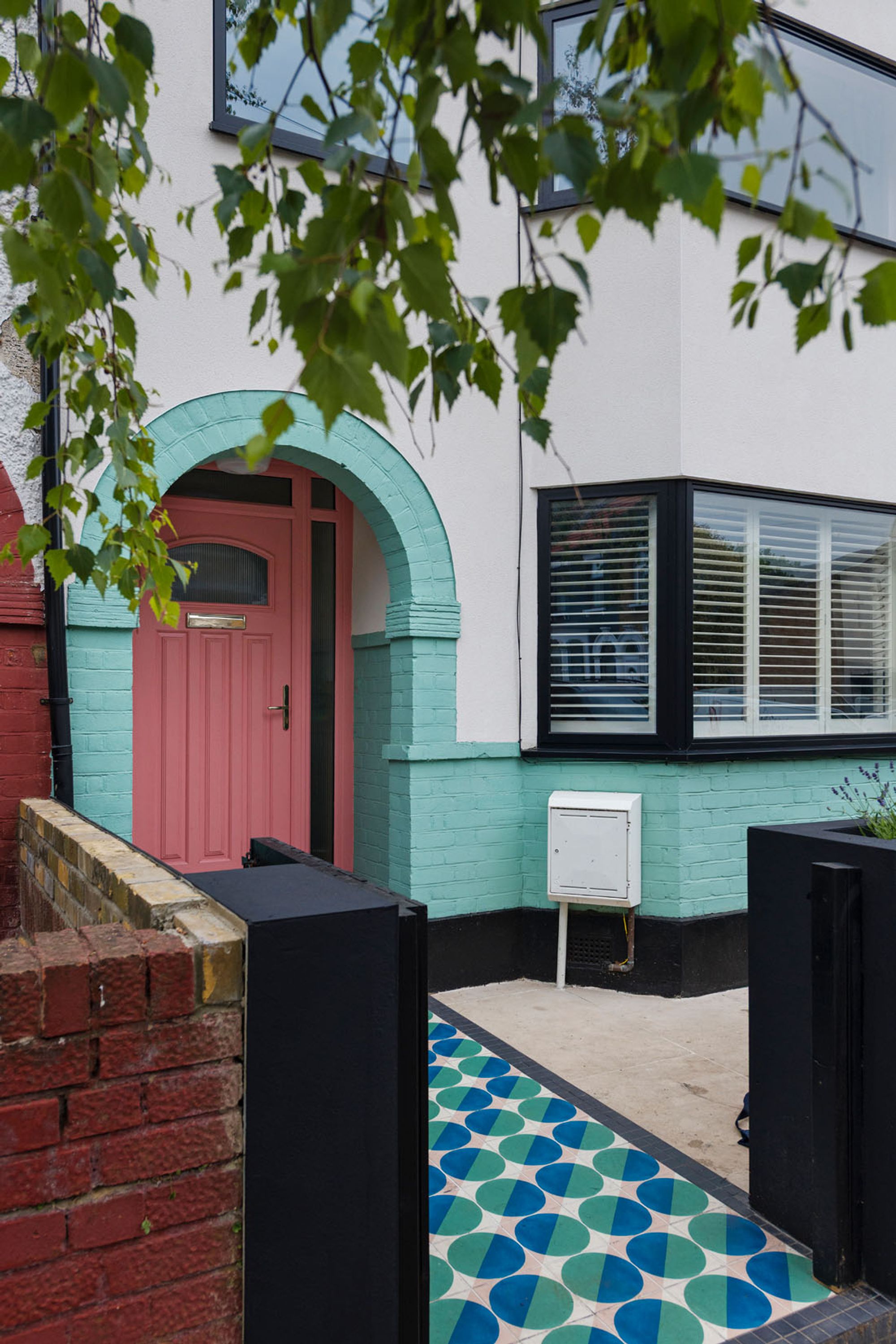 4 bed terraced house for sale in St. Marys Road, Leyton, E10  - Property Image 1