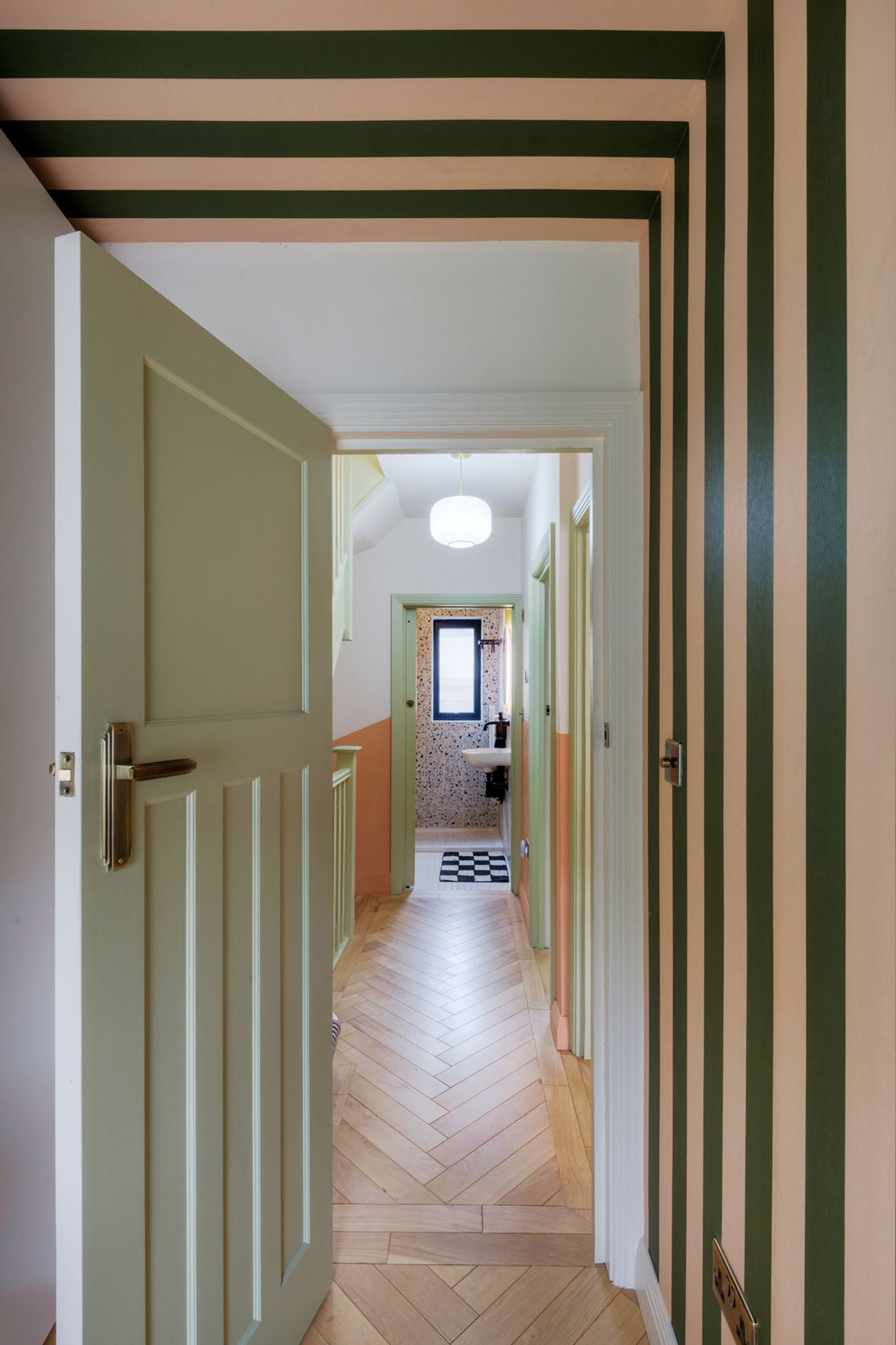 4 bed terraced house for sale in St. Marys Road, Leyton, E10  - Property Image 40