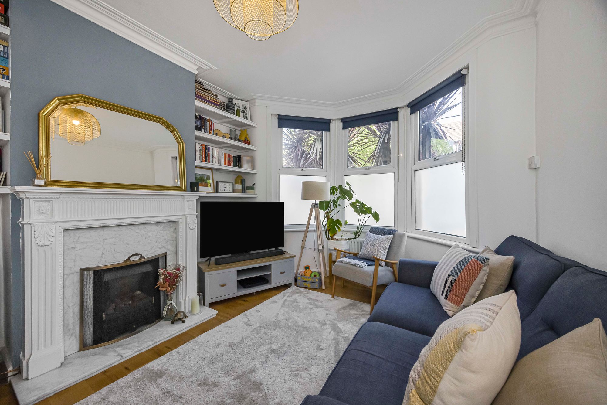 2 bed flat for sale in Markhouse Road, Walthamstow, E17  - Property Image 4