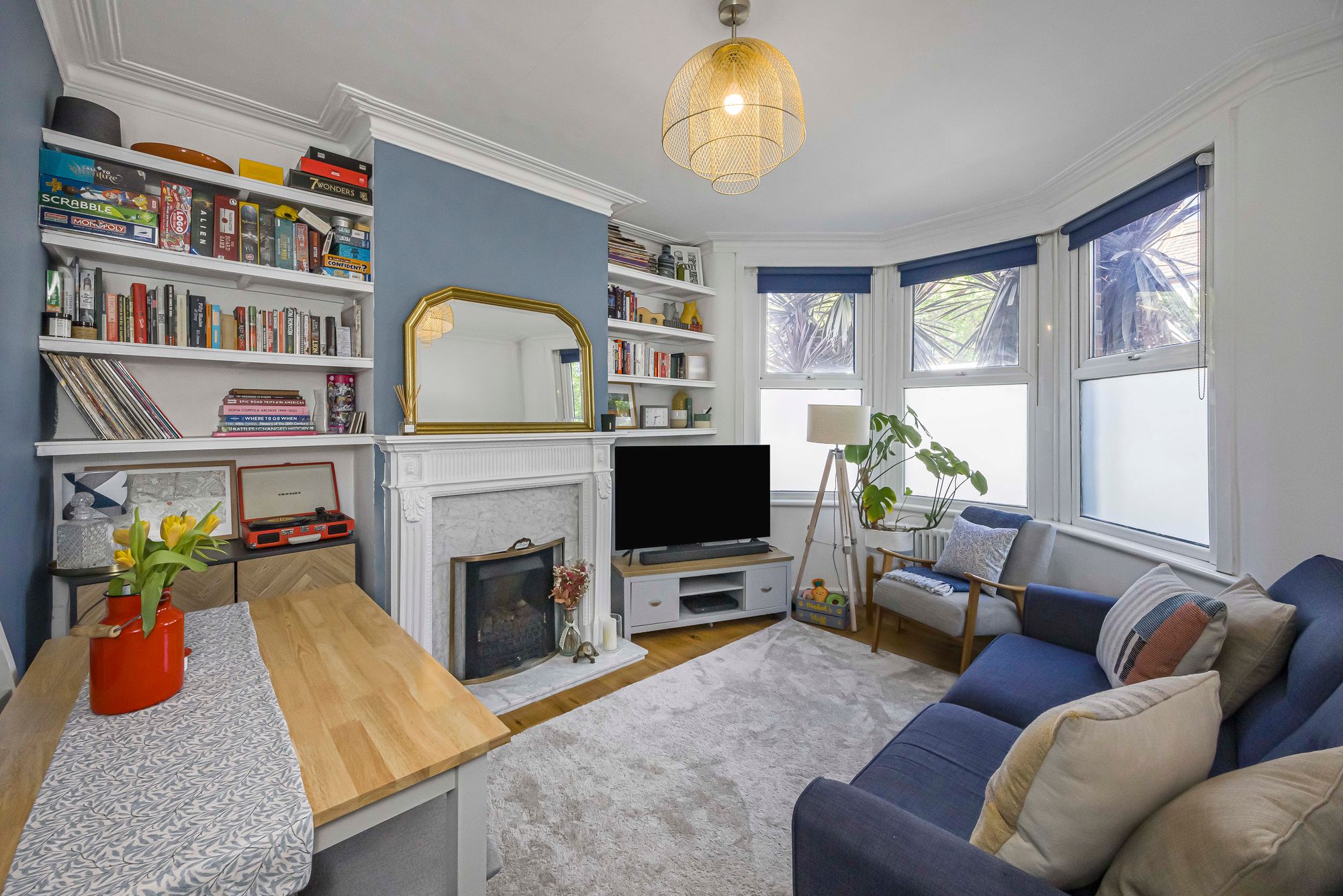 2 bed flat for sale in Markhouse Road, Walthamstow, E17  - Property Image 2