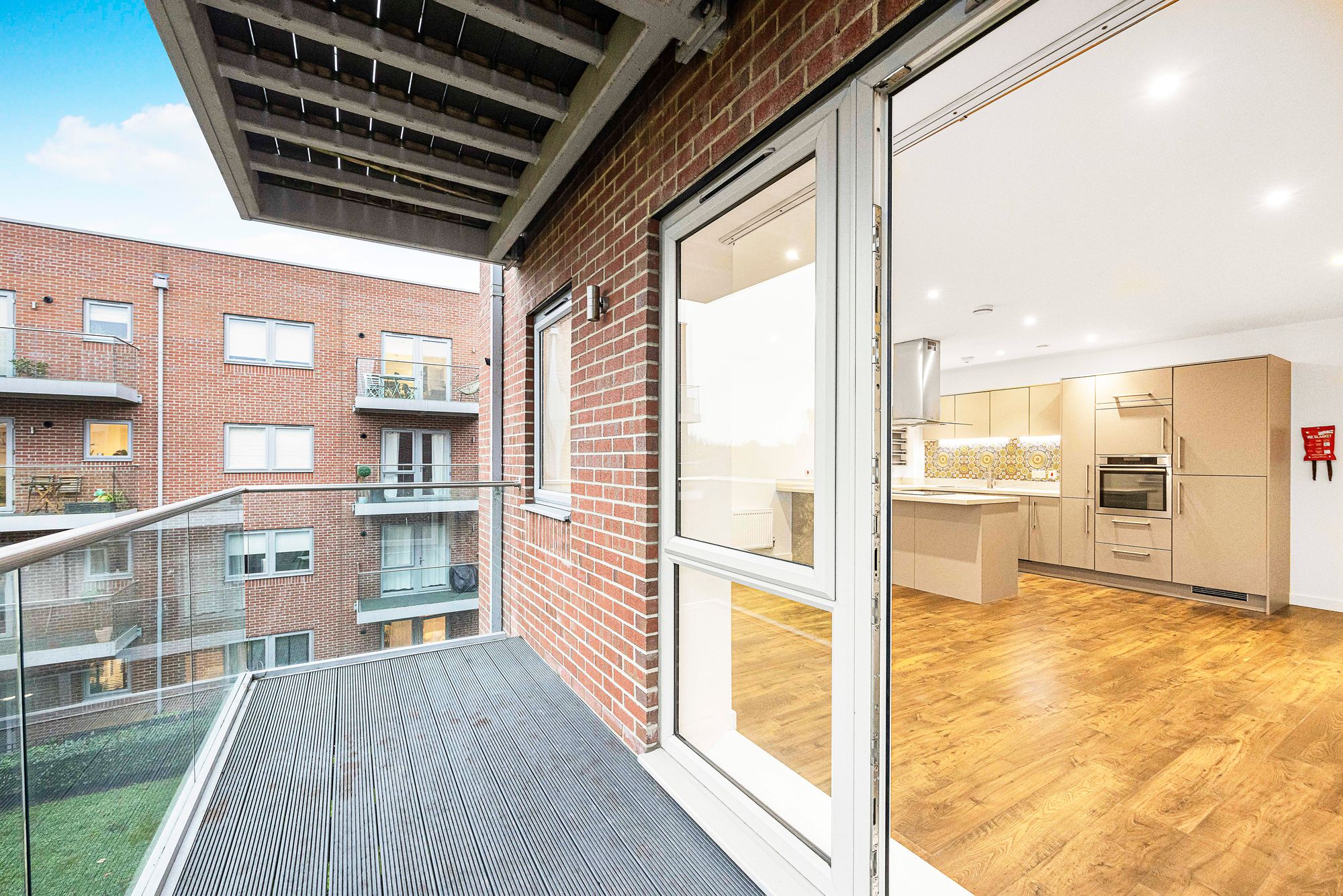 3 bed apartment for sale in High Road Leyton, London  - Property Image 14