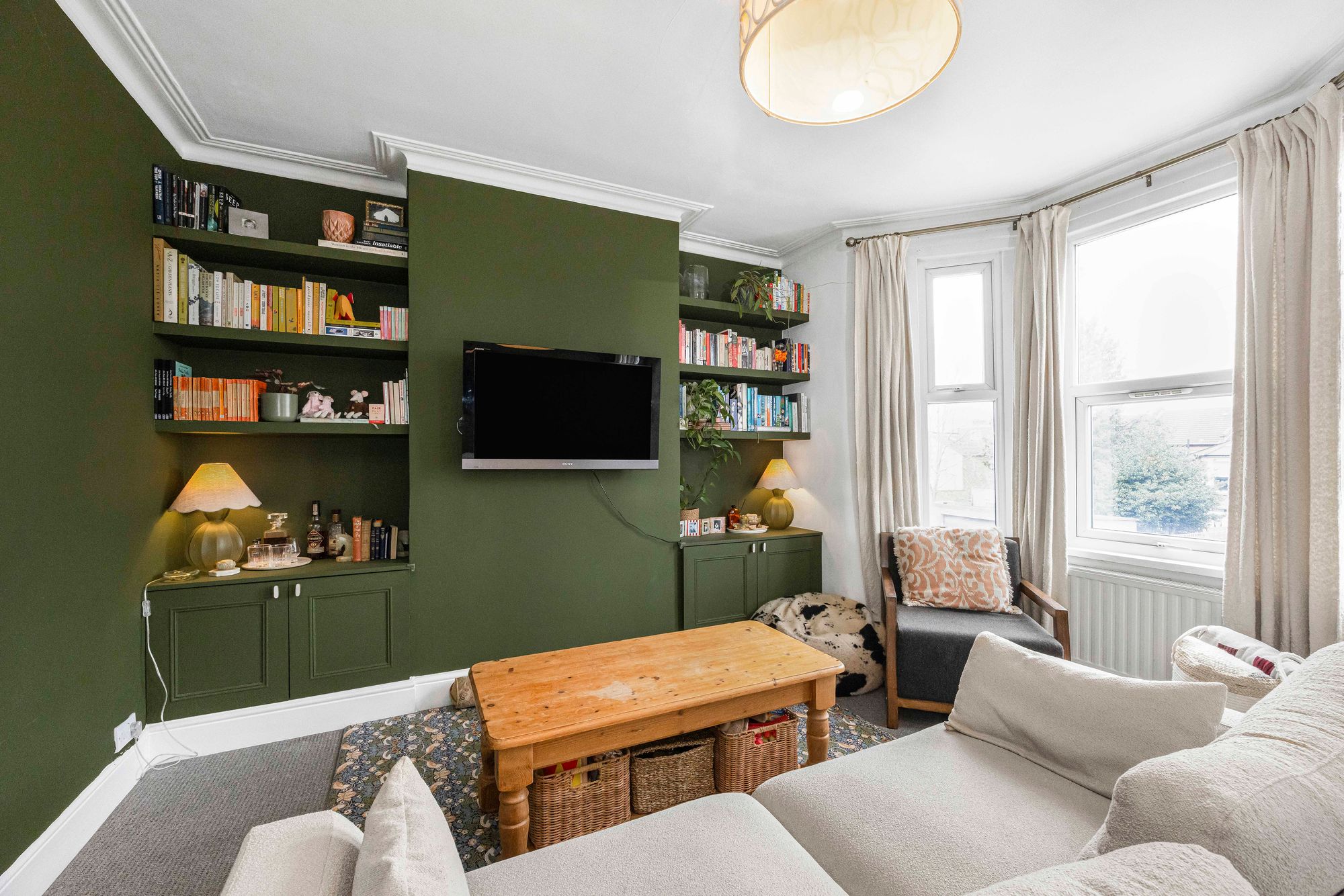 1 bed flat for sale in Grove Green Road, Leytonstone, E11 4