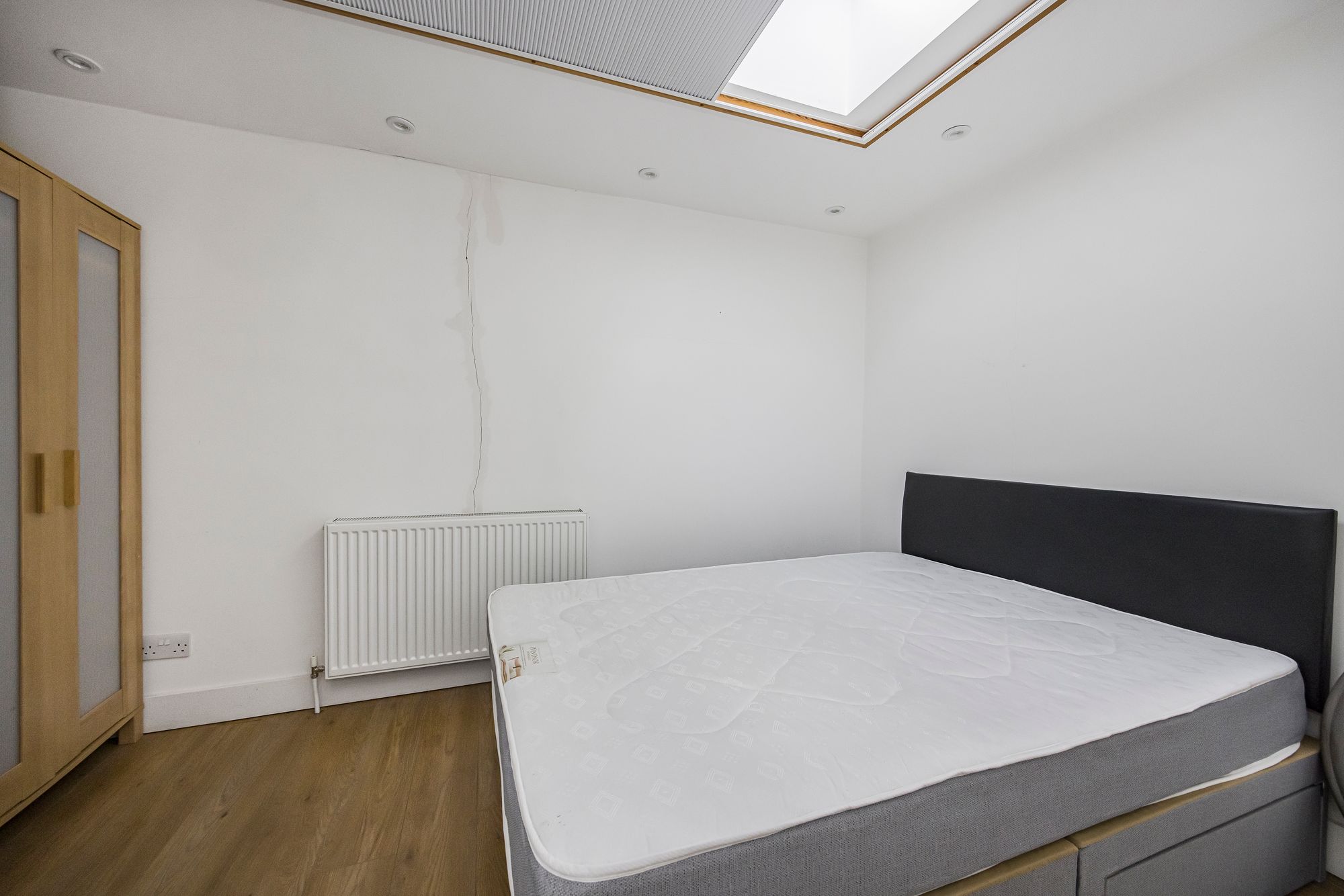 3 bed mid-terraced house for sale in Primrose Road, Leyton, E10  - Property Image 11