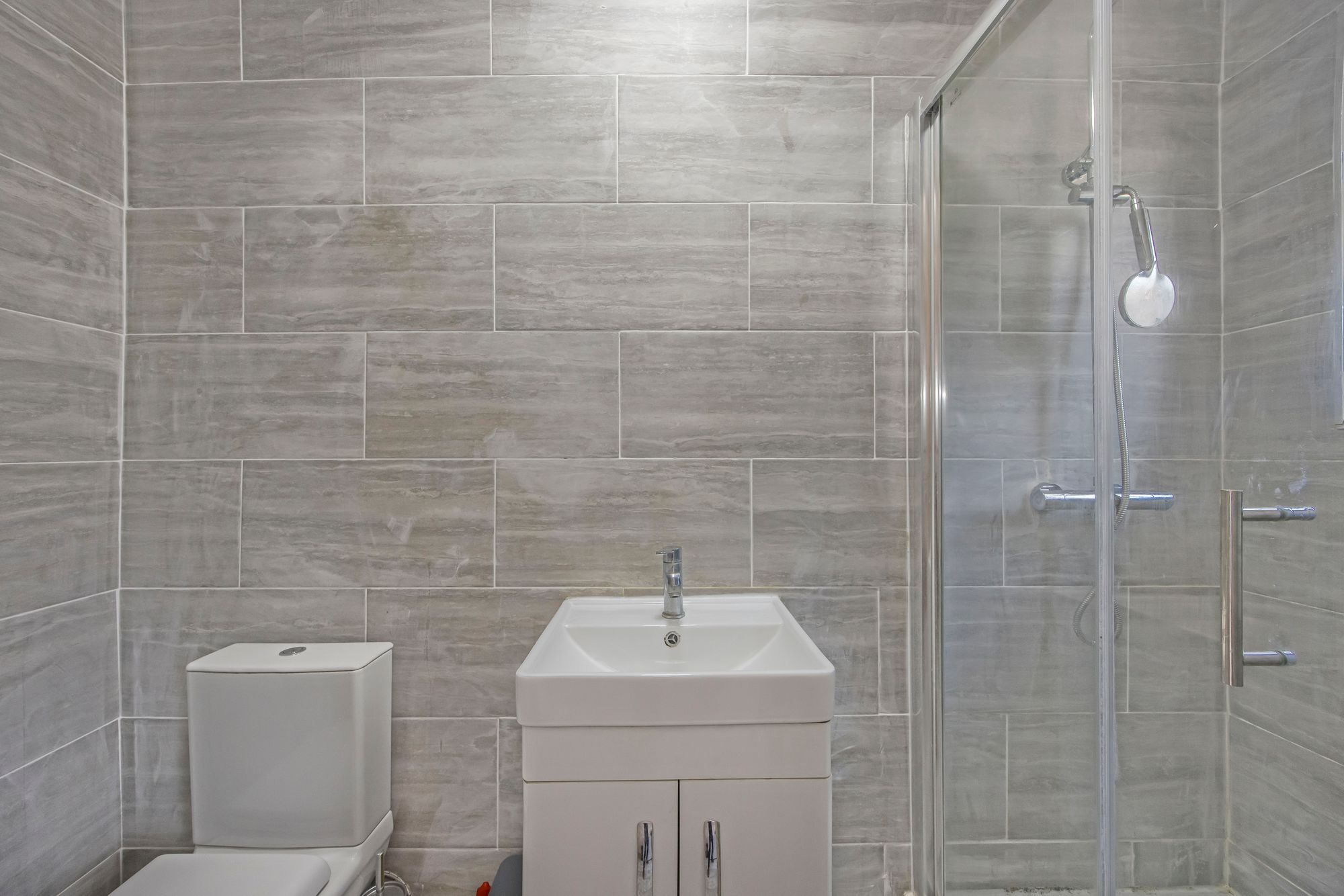 3 bed end of terrace house for sale in Lindley Road, London, E10  - Property Image 9