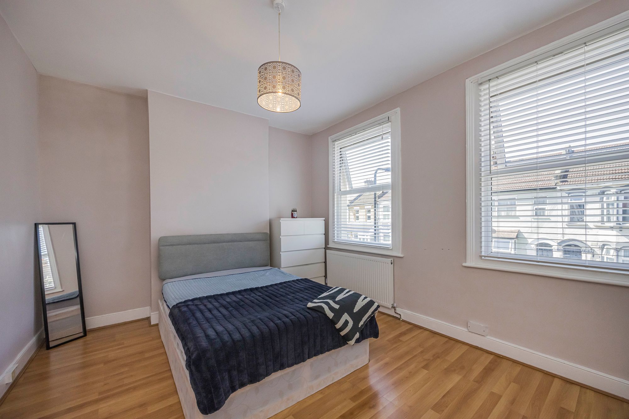 3 bed end of terrace house for sale in Lindley Road, London, E10  - Property Image 11