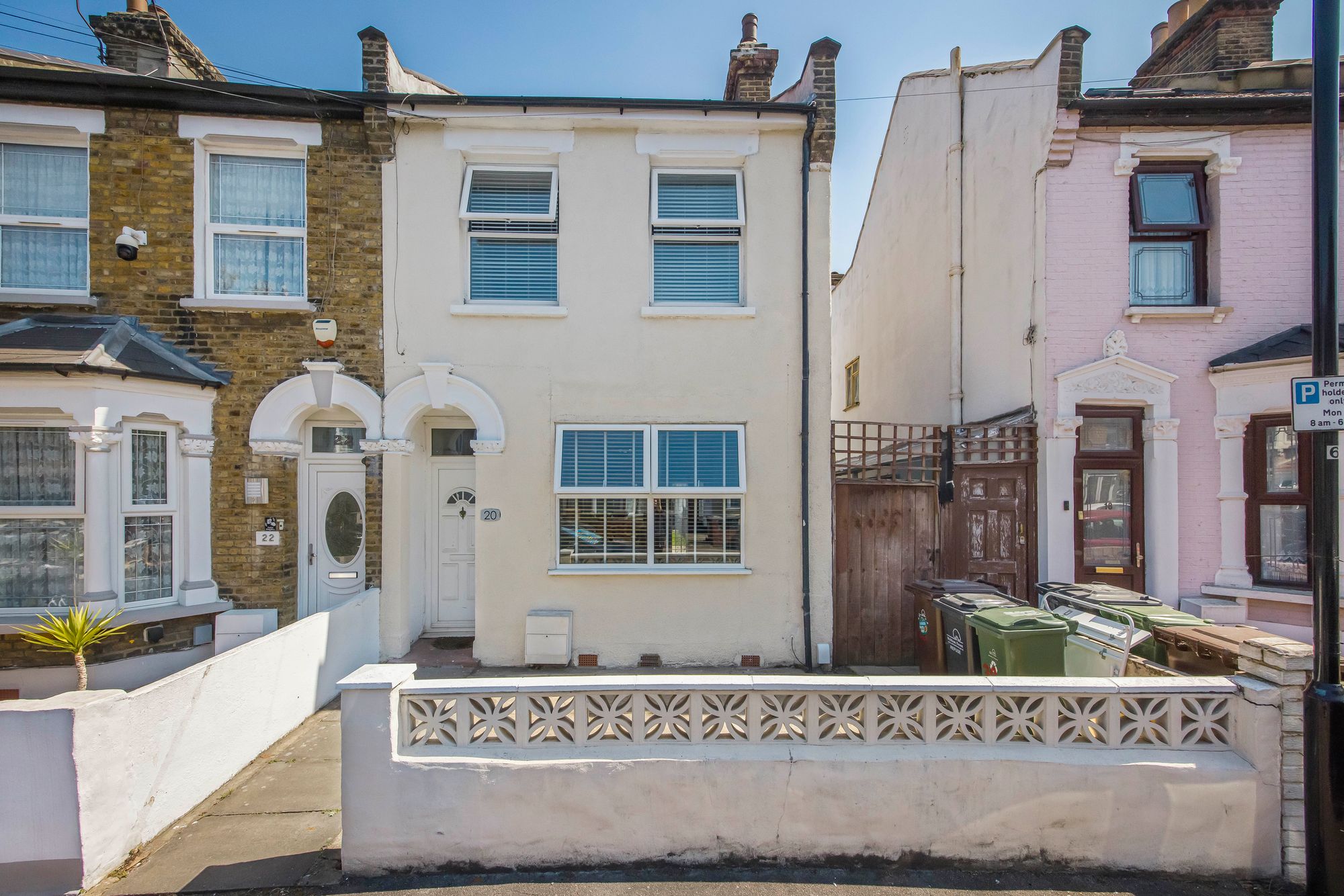 3 bed end of terrace house for sale in Lindley Road, London, E10