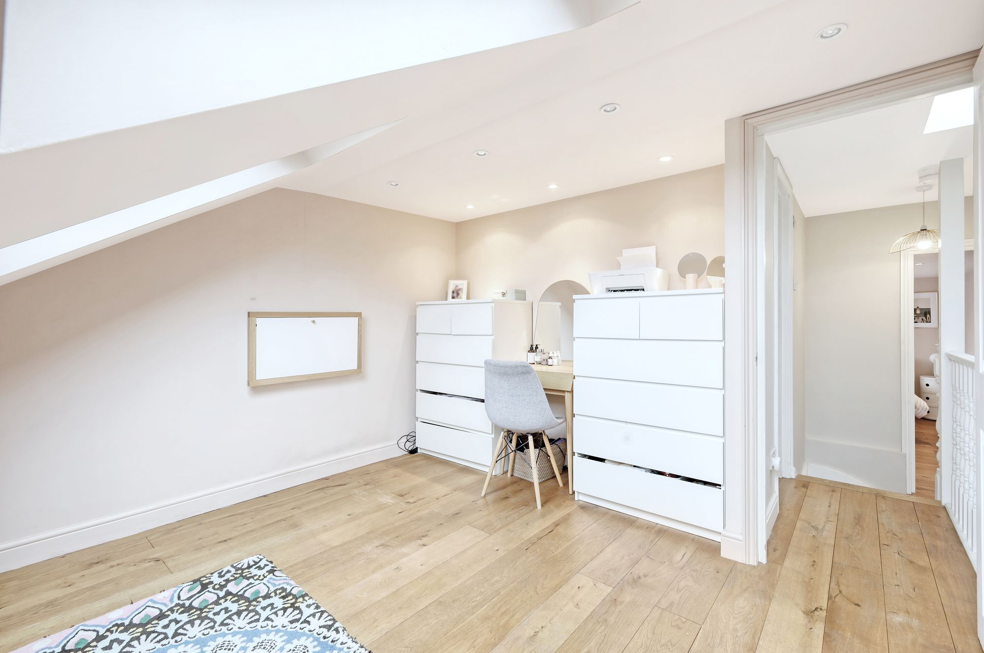 5 bed terraced house for sale in Scotts Road, London  - Property Image 16