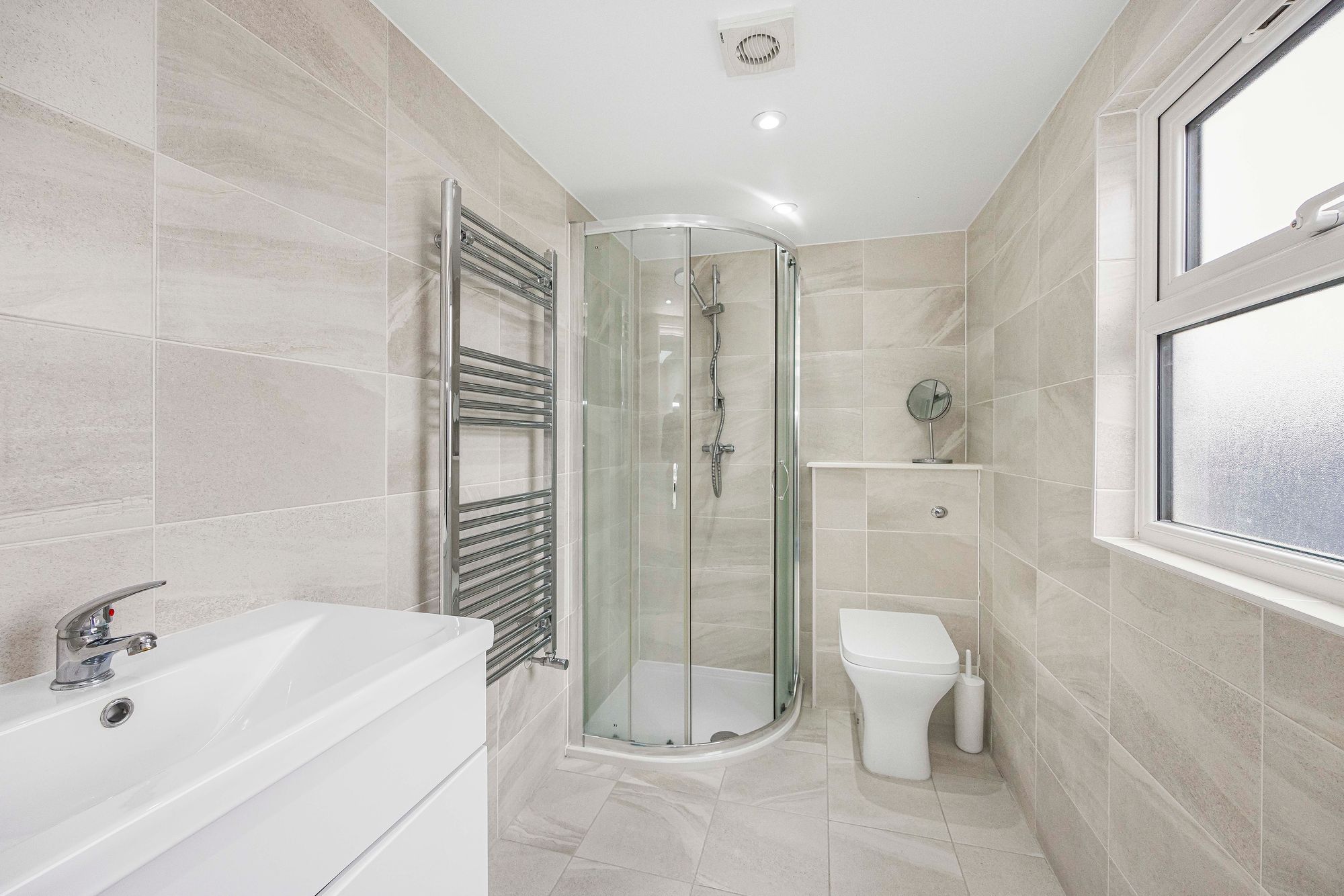 4 bed terraced house for sale in St. Marys Road, Leyton, E10  - Property Image 21