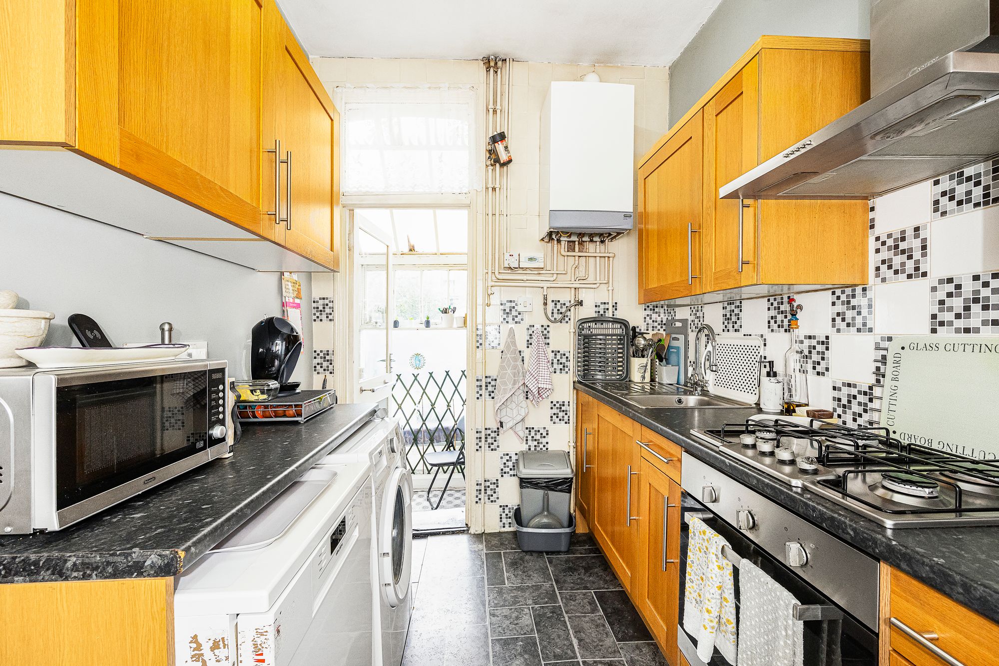 3 bed terraced house for sale in Belgrave Road, London  - Property Image 5