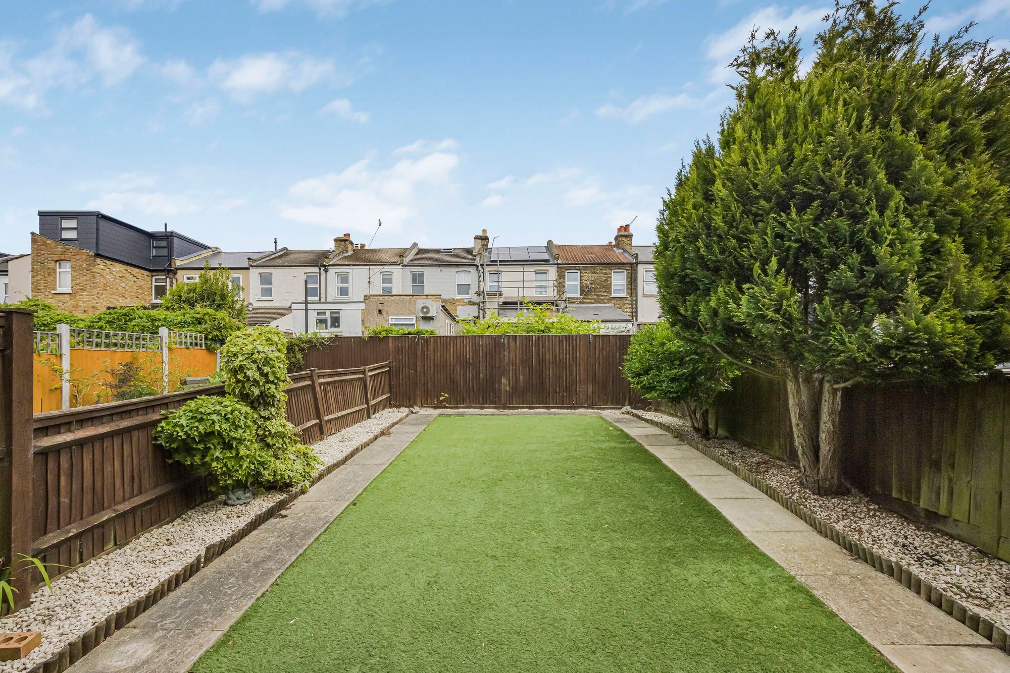 2 bed semi-detached house for sale in Brunel Road, Walthamstow, E17  - Property Image 14