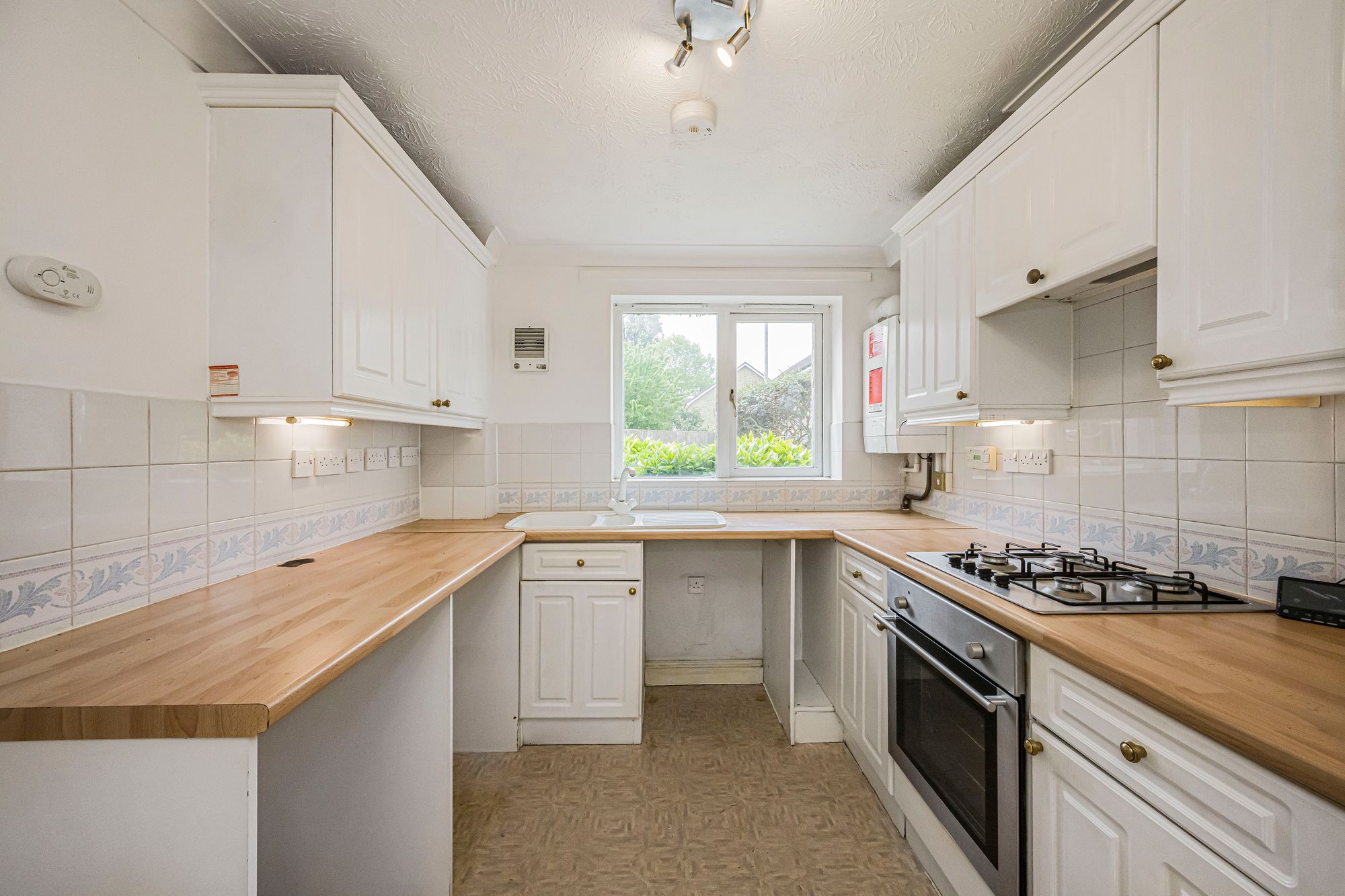 2 bed semi-detached house for sale in Brunel Road, Walthamstow, E17  - Property Image 3