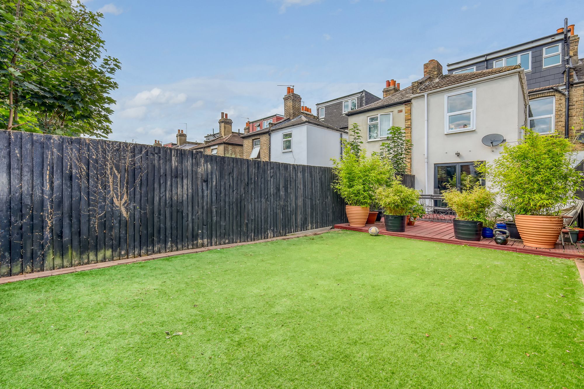4 bed house for sale in Radlix Road, London, E10  - Property Image 4