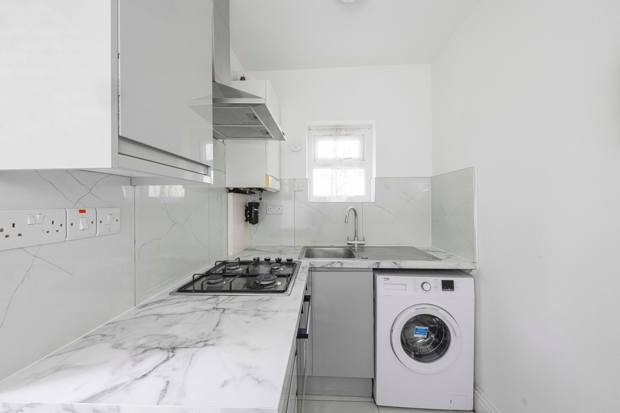 2 bed flat for sale in Morley Road, Leyton, E10 1