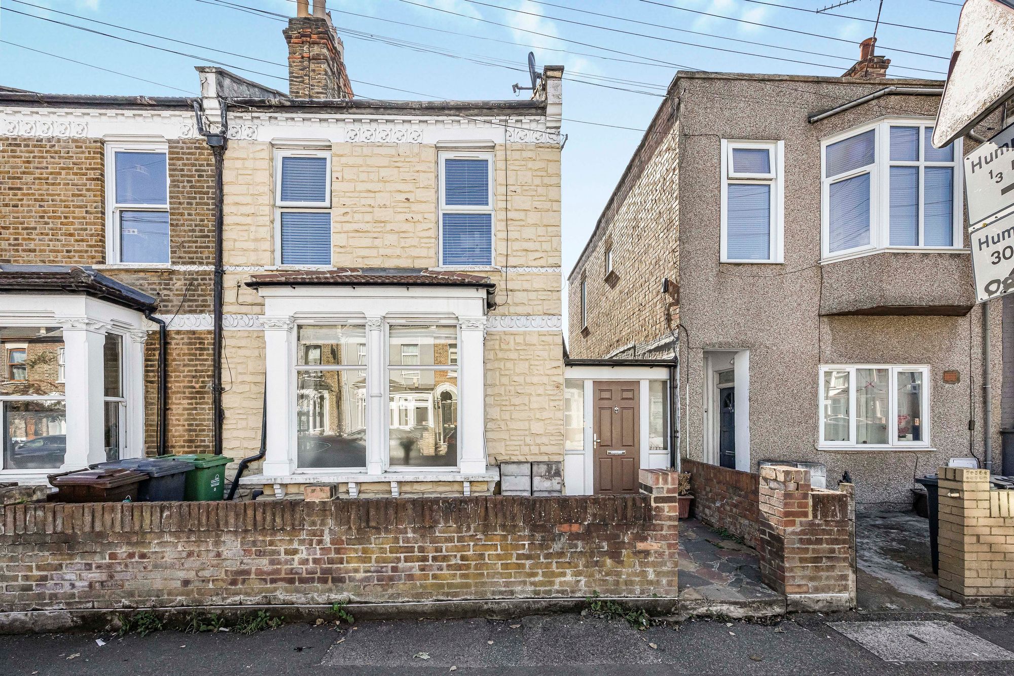 2 bed flat for sale in Dawlish Road, London, E10  - Property Image 12