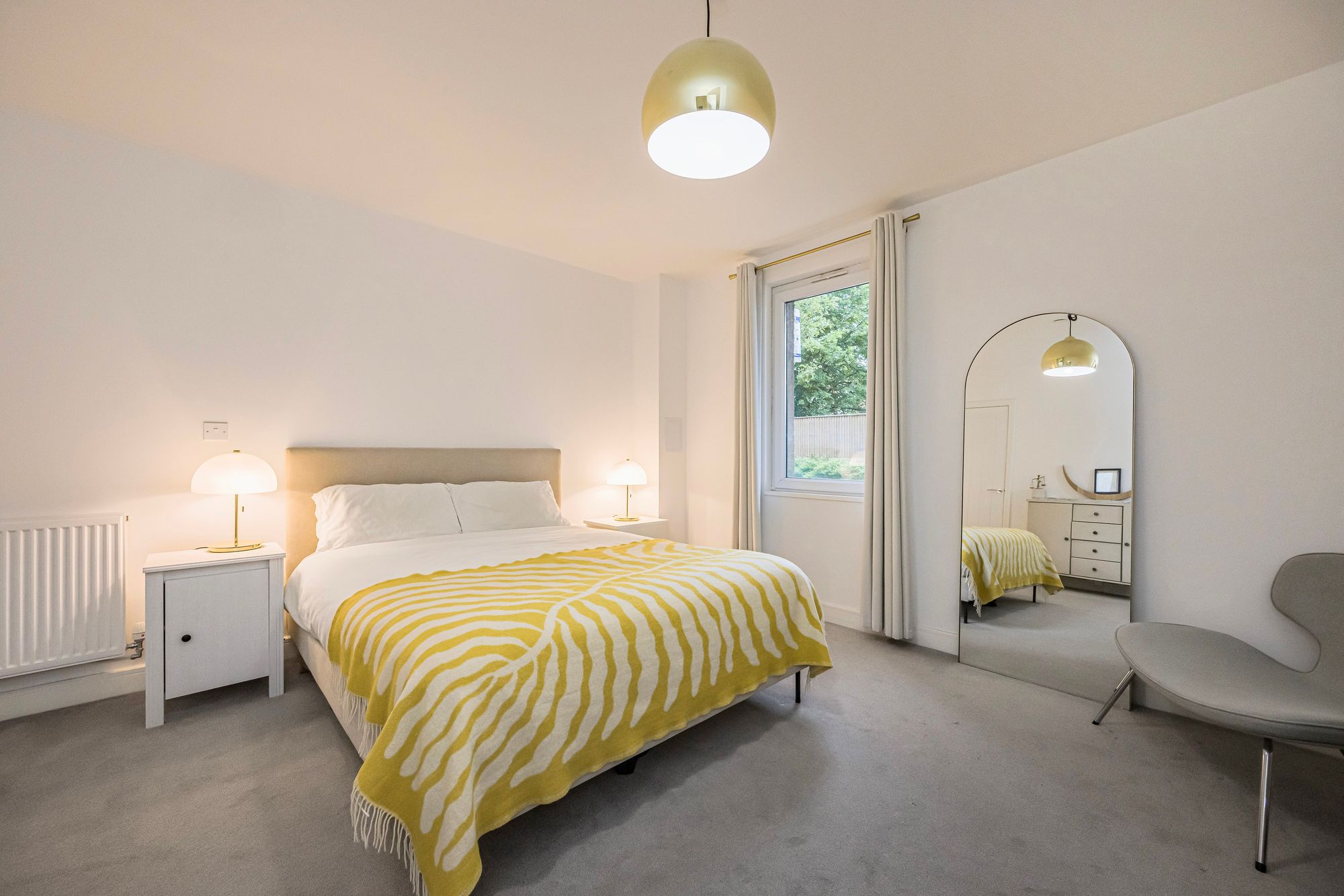 2 bed apartment for sale in Champness Close, London, E17 5