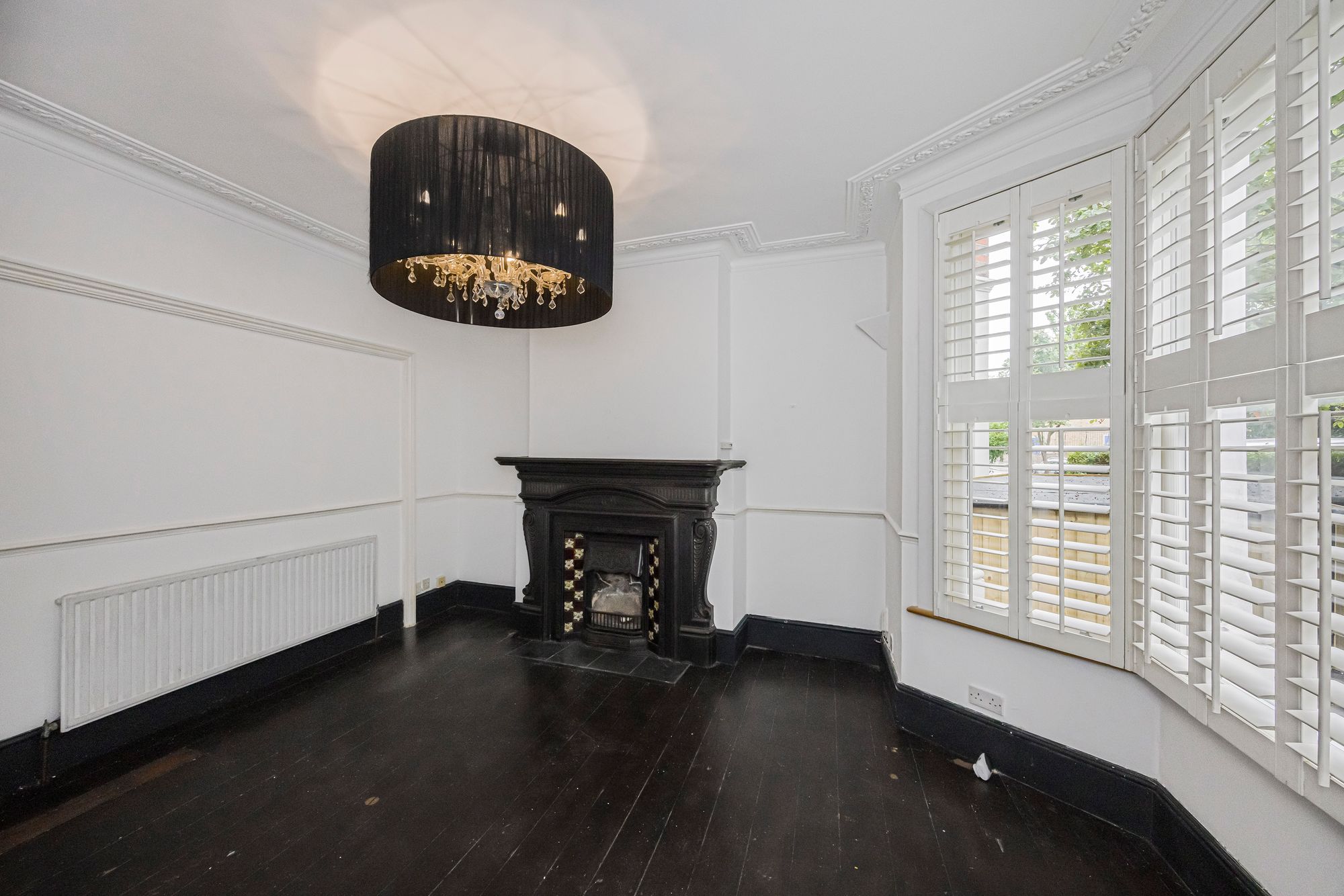 2 bed flat for sale in Addison Road, Walthamstow, E17  - Property Image 3