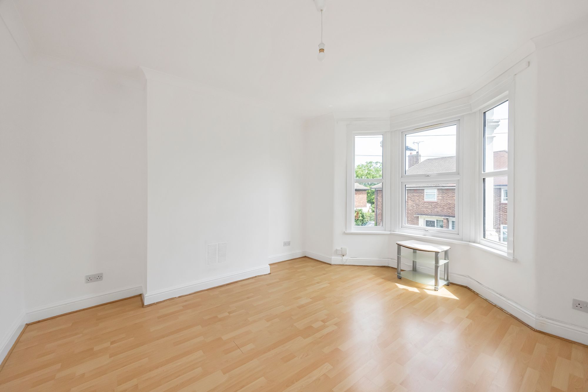 3 bed flat for sale in Murchison Road, Leyton, E10 1