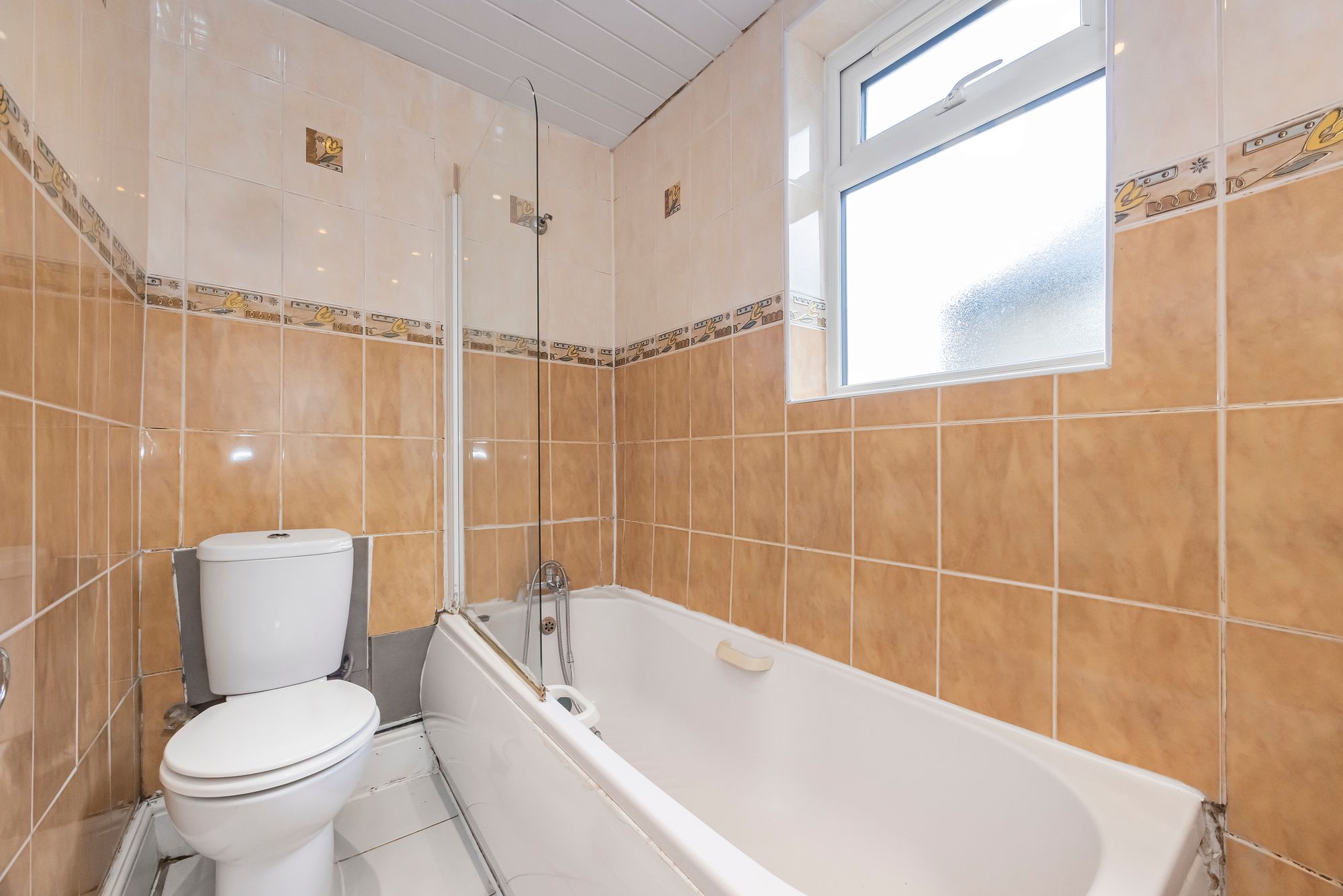 3 bed flat for sale in Murchison Road, Leyton, E10 12