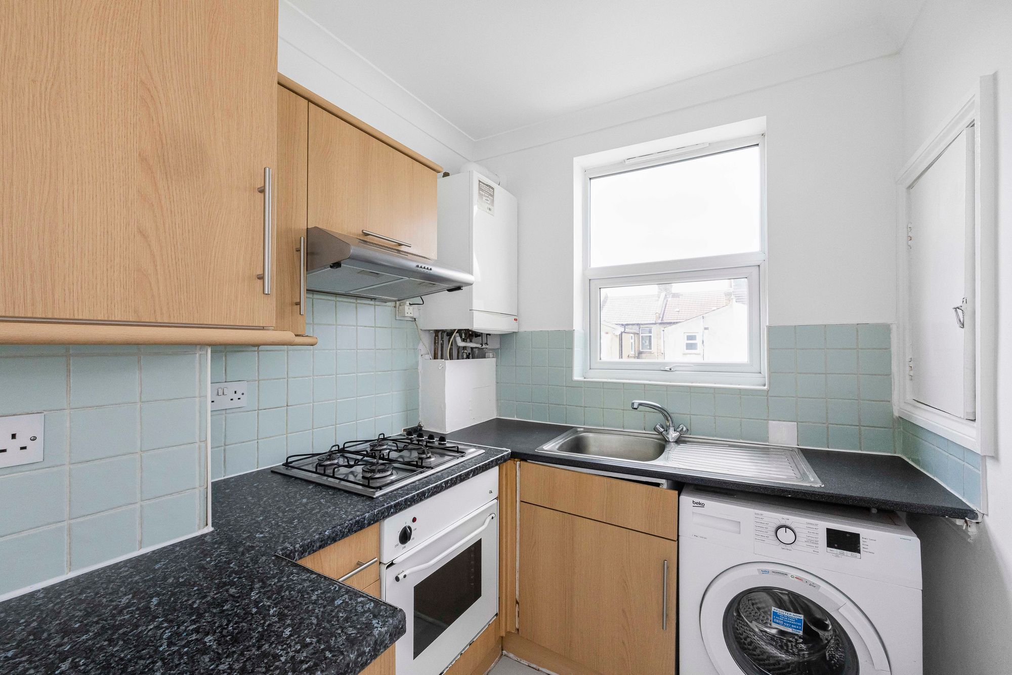 3 bed flat for sale in Murchison Road, Leyton, E10 3