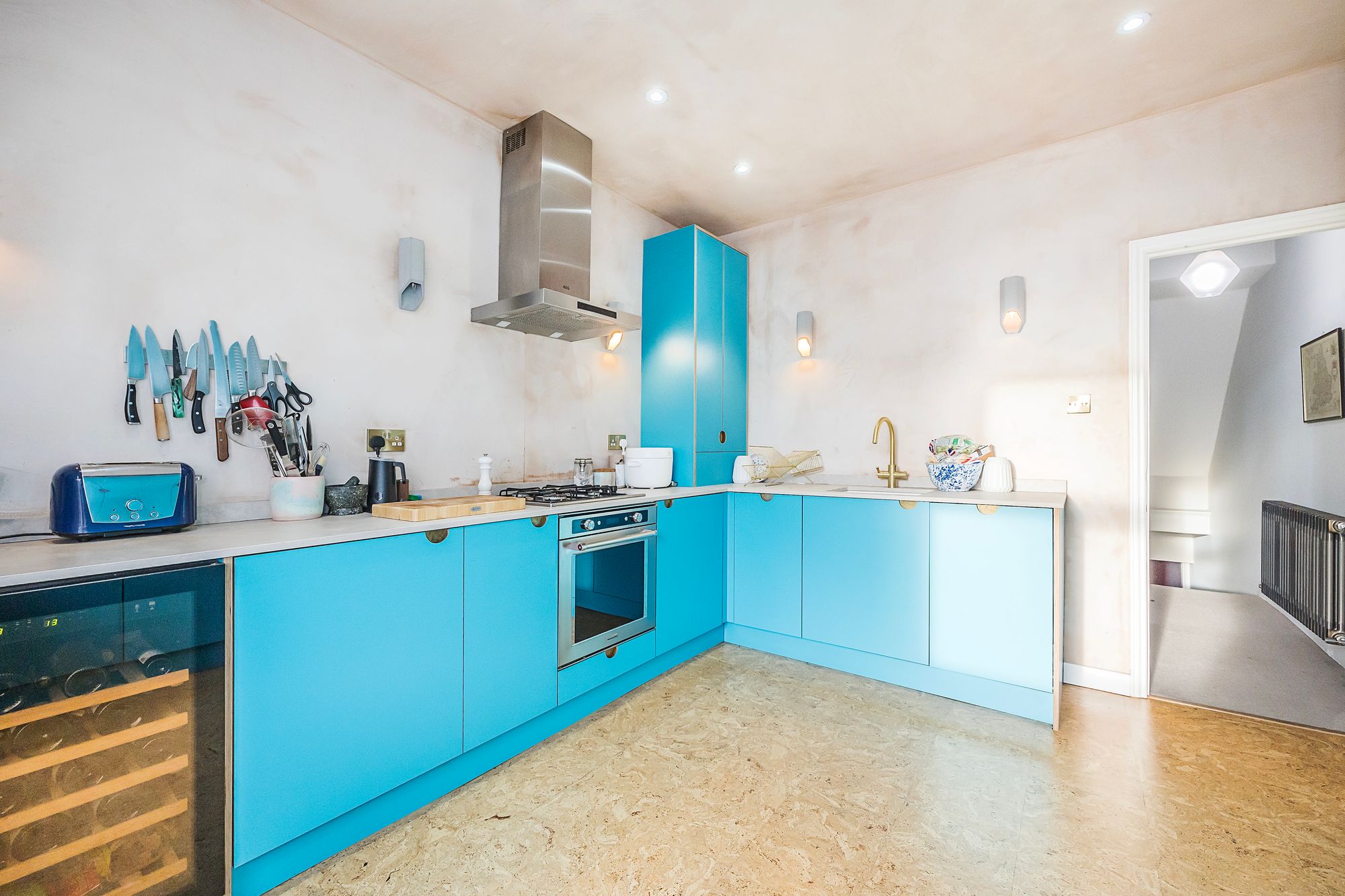 2 bed flat to rent in Hainault Road, Leytonstone, E11 11