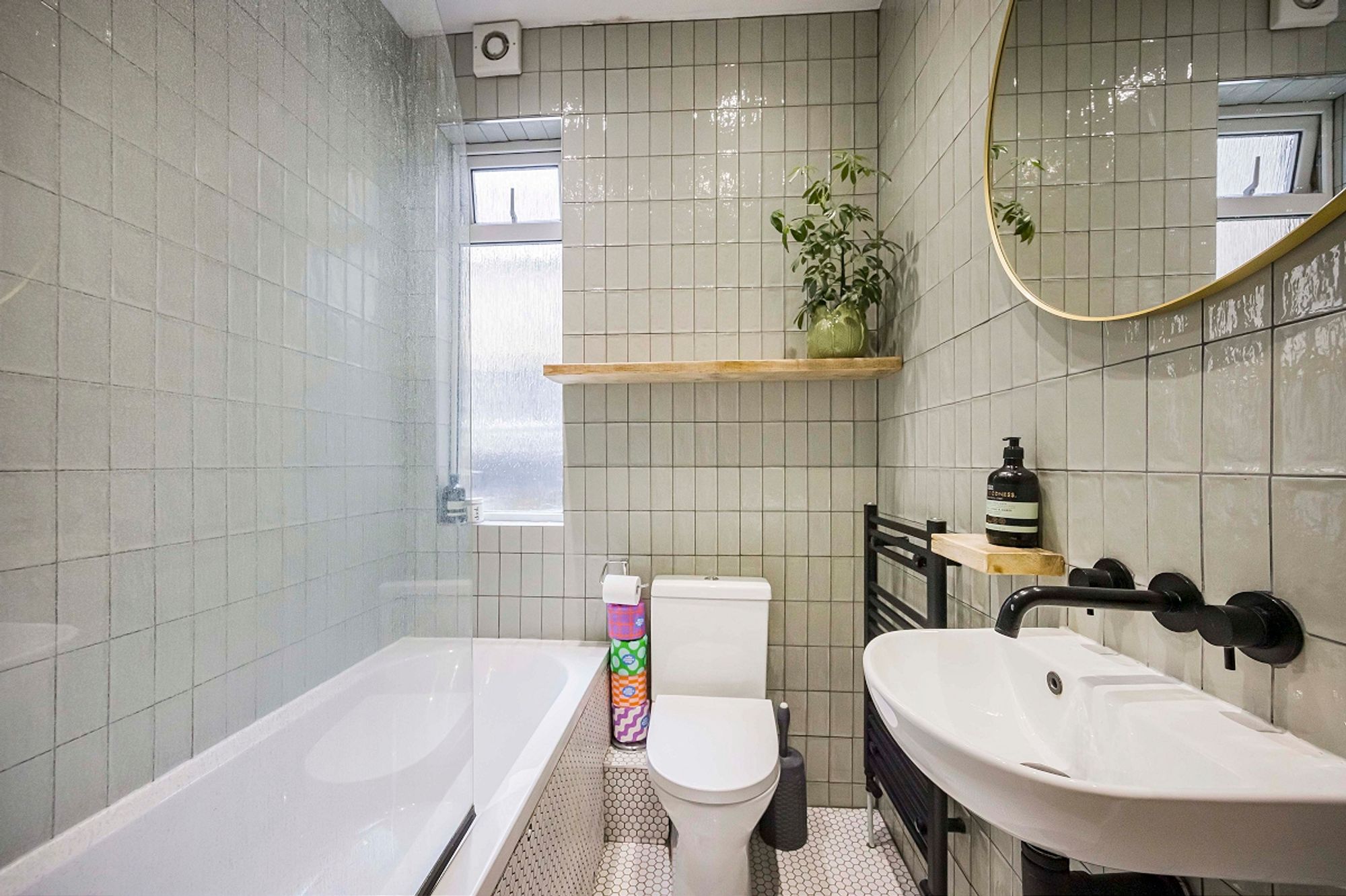 2 bed flat for sale in Newport Road, Leyton, E10  - Property Image 11