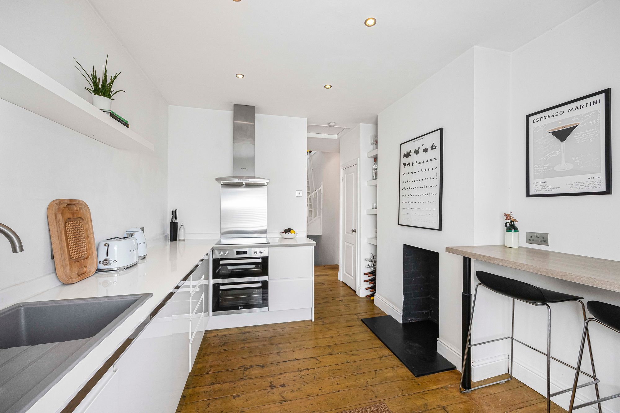 2 bed flat for sale in Francis Road, Leyton, E10 15