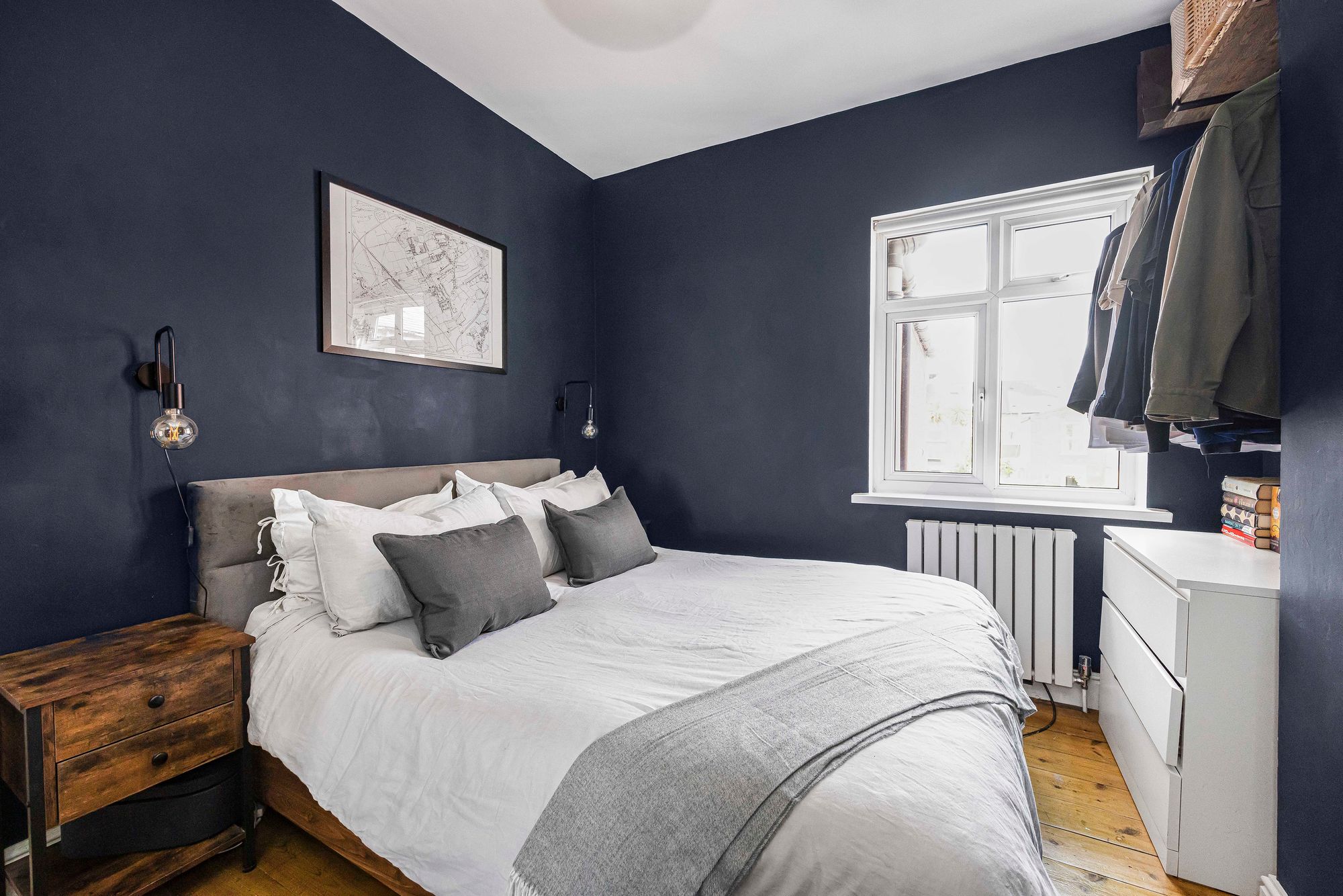 2 bed flat for sale in Francis Road, Leyton, E10 6