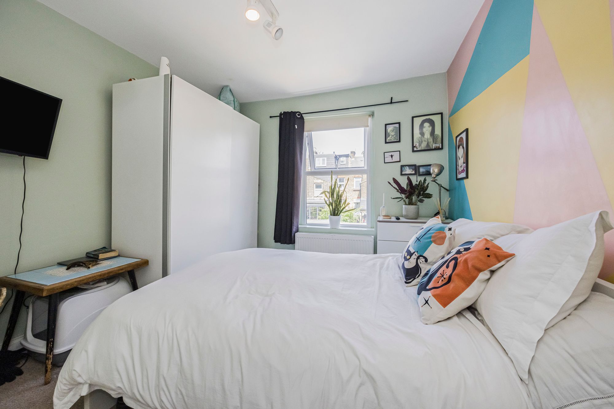 2 bed flat for sale in Buckland Road, London, E10  - Property Image 6