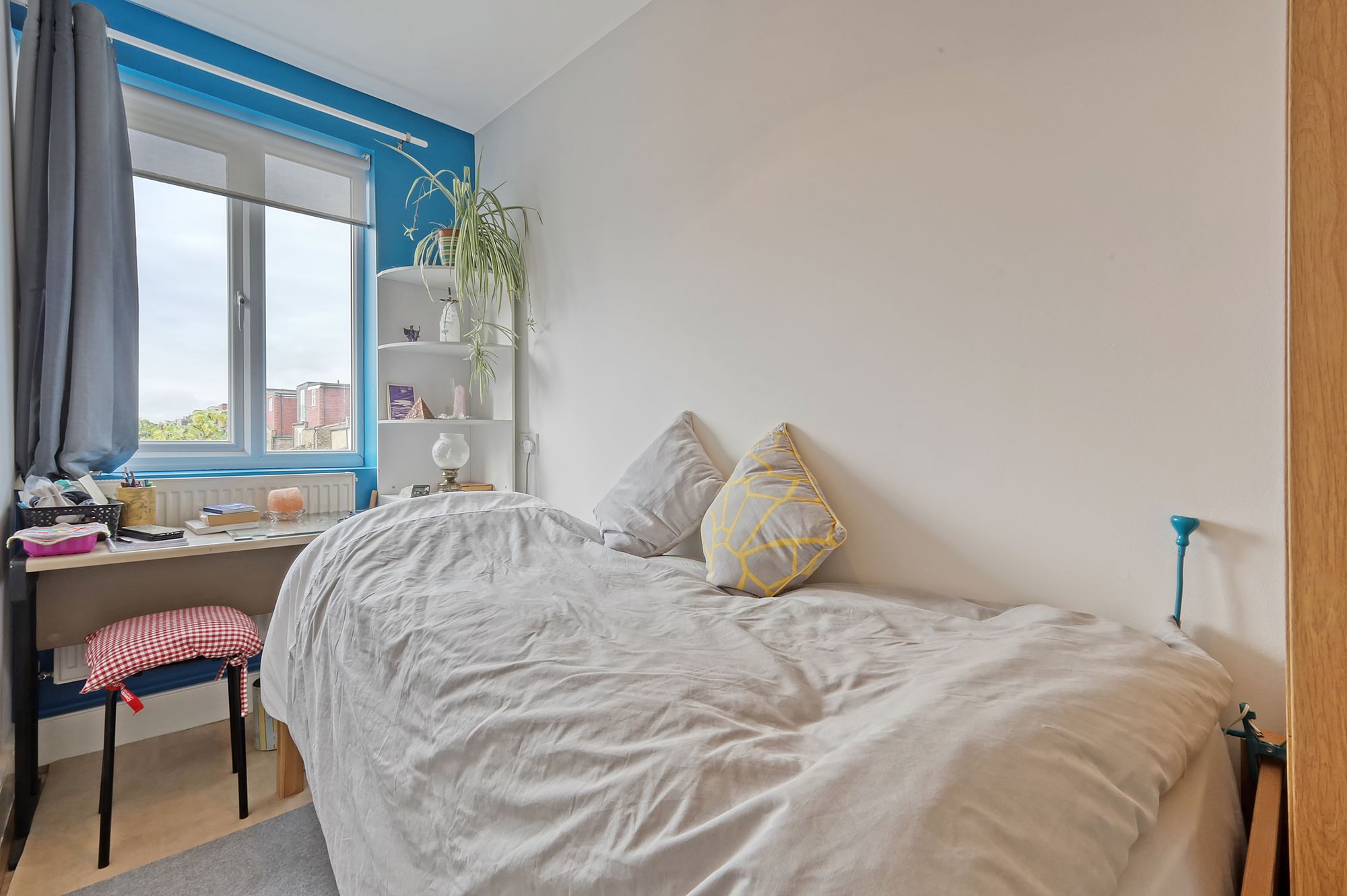 3 bed terraced house for sale in Manor Road, London  - Property Image 7