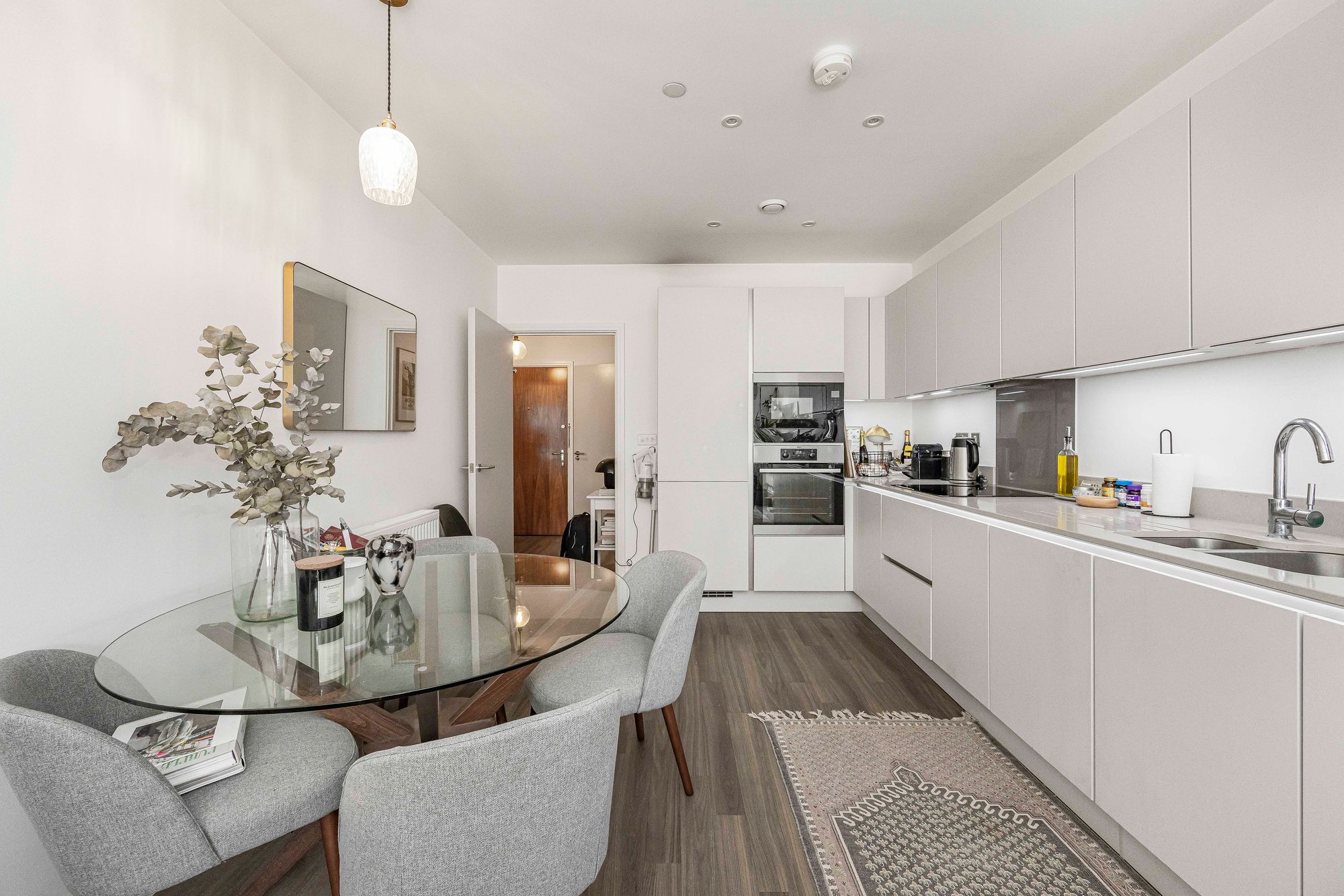 1 bed apartment for sale in Braithwaite House, Walthamstow, E17  - Property Image 3