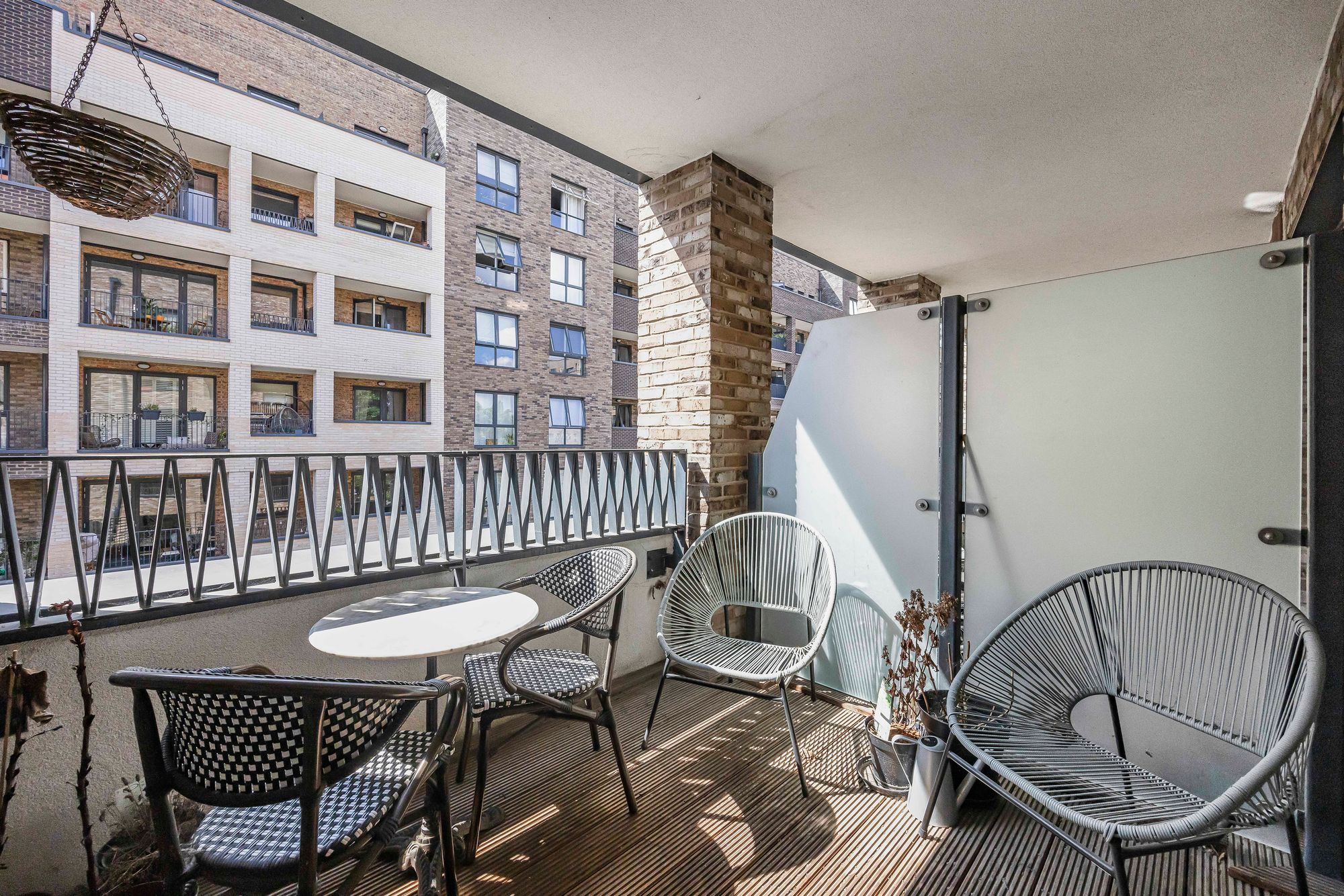 1 bed apartment for sale in Braithwaite House, Walthamstow, E17  - Property Image 15