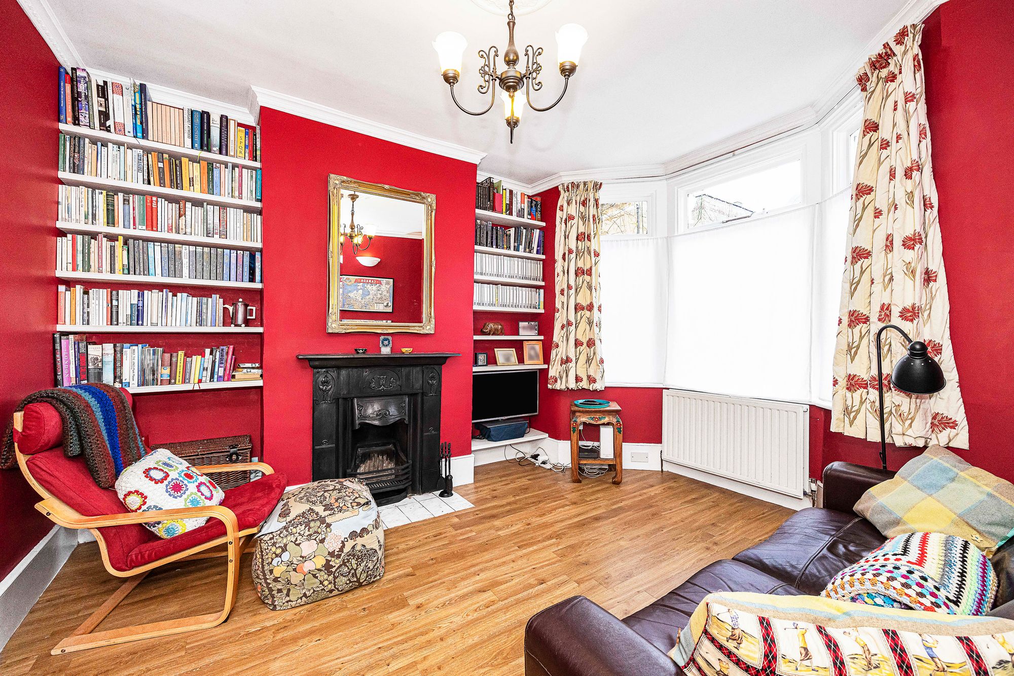 2 bed terraced house for sale in Adelaide Road, London  - Property Image 2