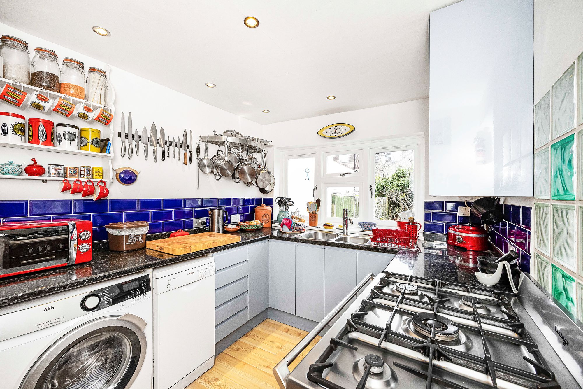 2 bed terraced house for sale in Adelaide Road, London  - Property Image 6