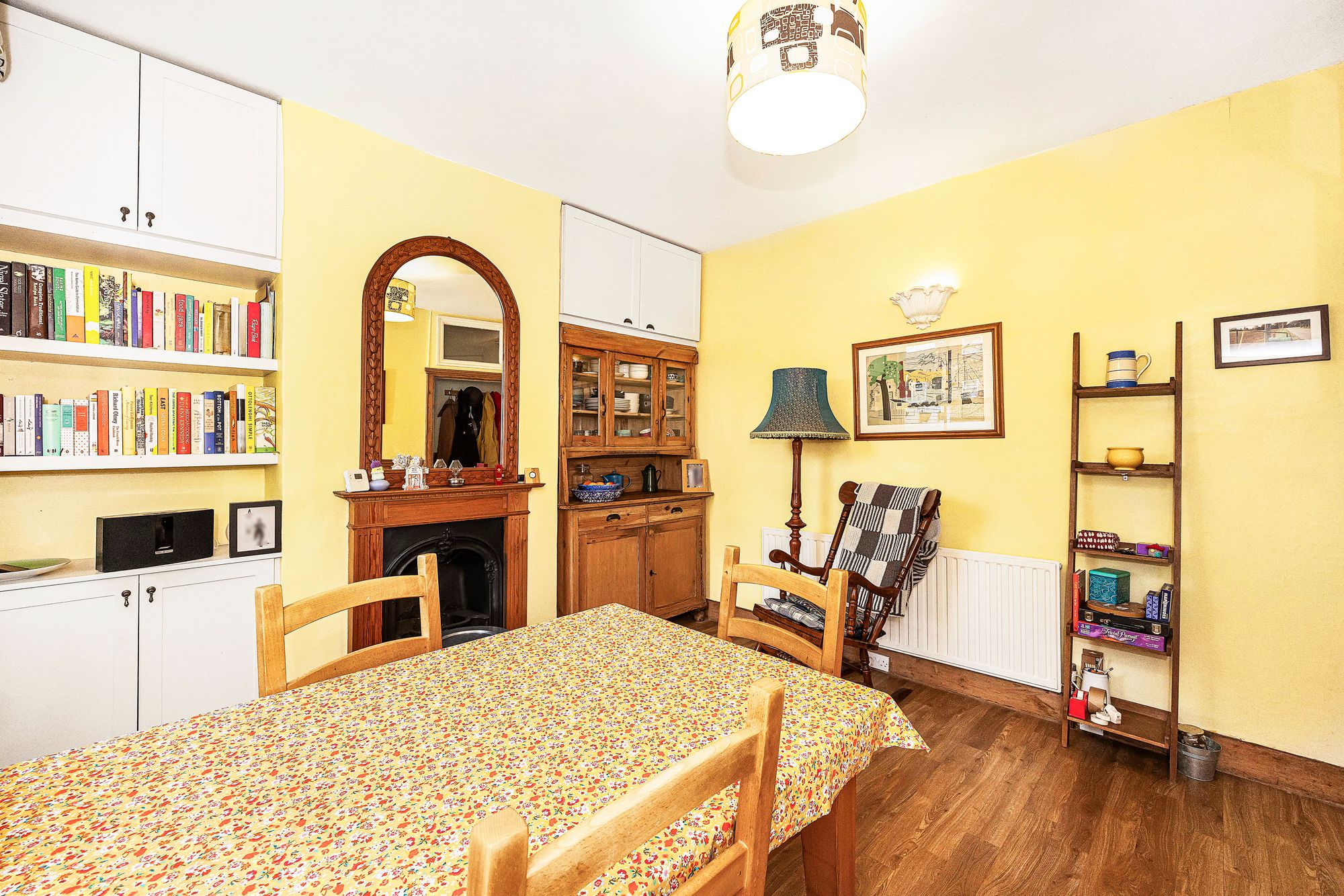 2 bed terraced house for sale in Adelaide Road, London  - Property Image 4